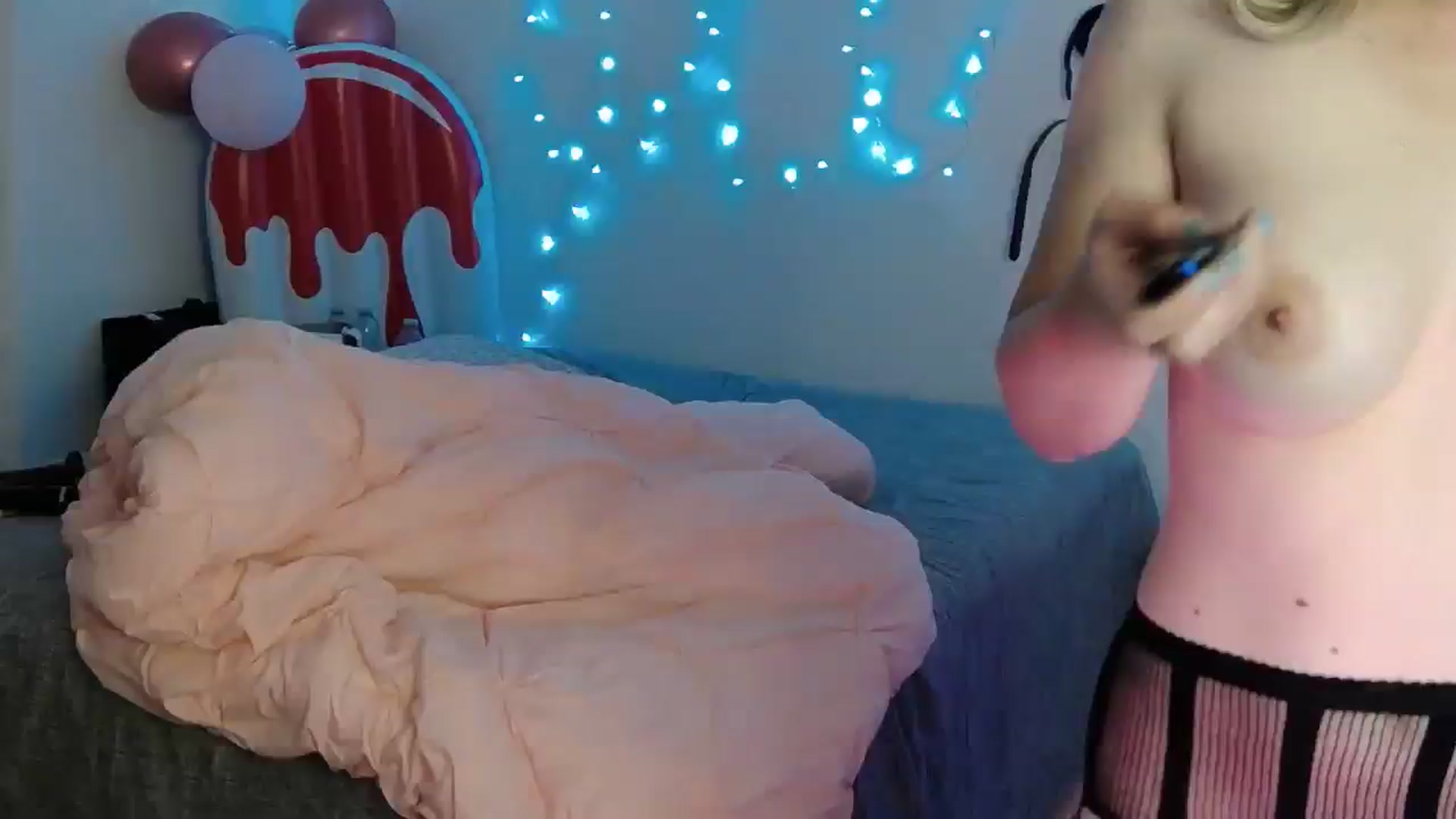 Gallery image thumbnail from Tarra_Rose's myfreecams stream on, 08/18/2025, 22:30 image 19 of 20