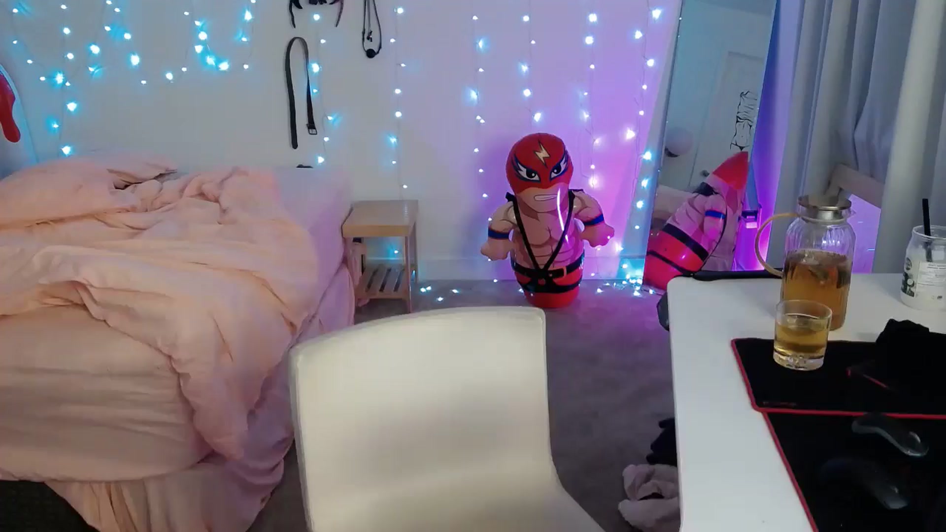 Gallery image thumbnail from Tarra_Rose's myfreecams stream on, 08/26/2025, 24:02 image 12 of 20