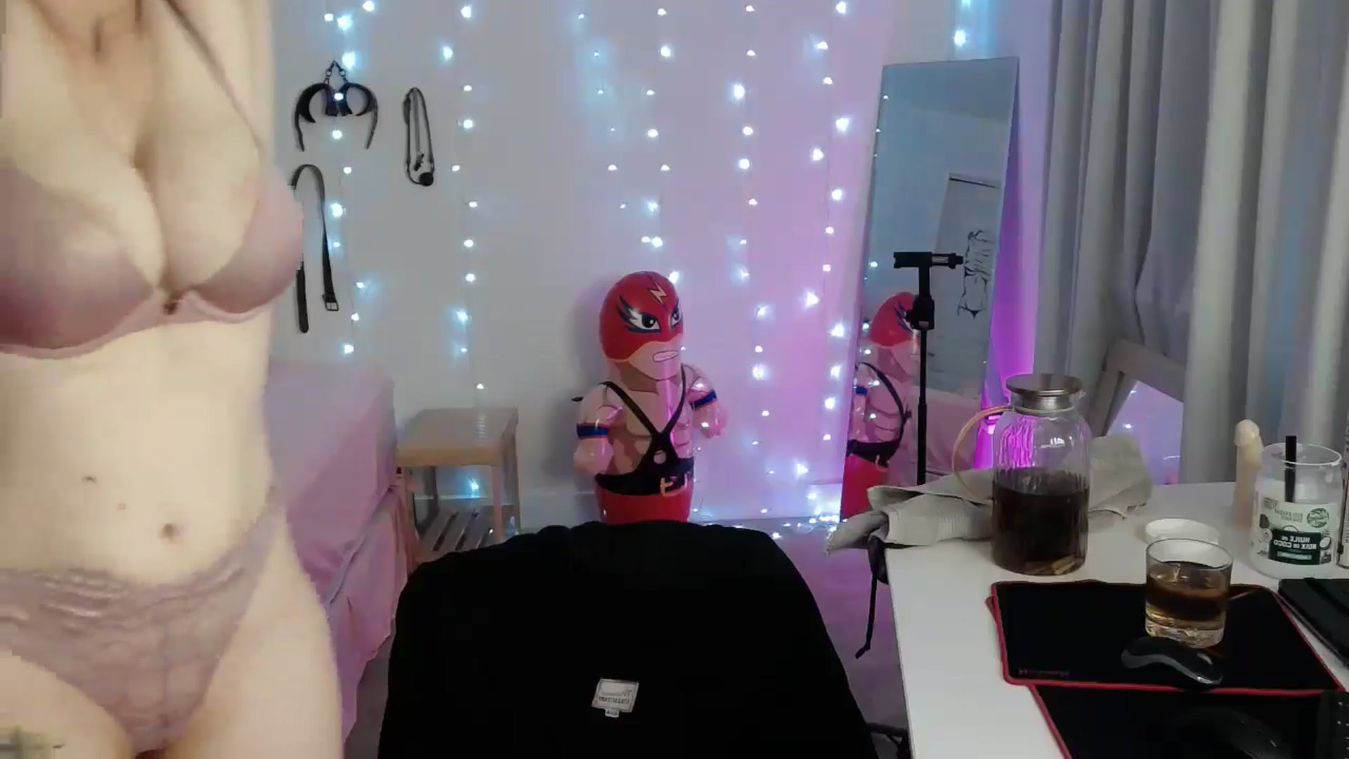 Gallery image thumbnail from Tarra_Rose's myfreecams stream on, 08/29/2025, 24:01 image 2 of 20