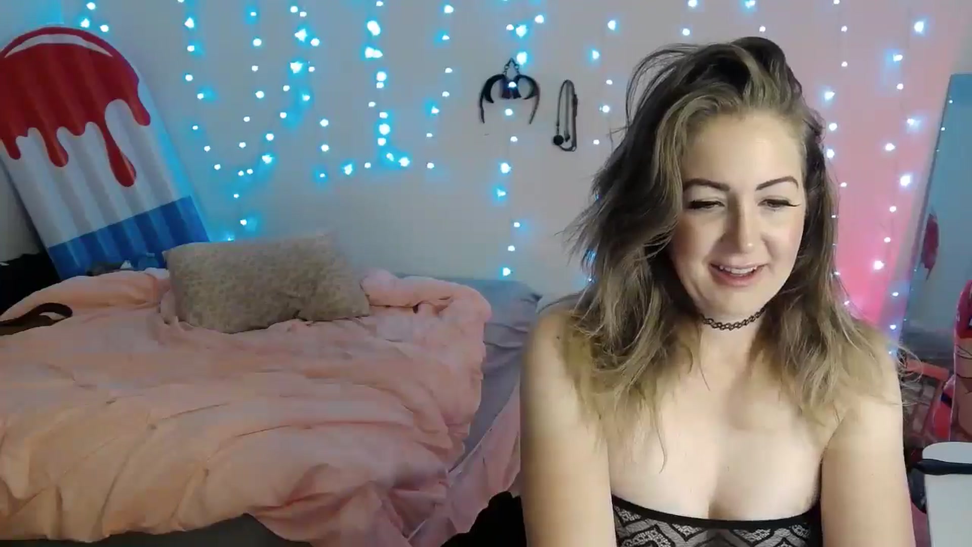 Gallery image thumbnail from Tarra_Rose's myfreecams stream on, 09/14/2025, 22:19 image 7 of 20