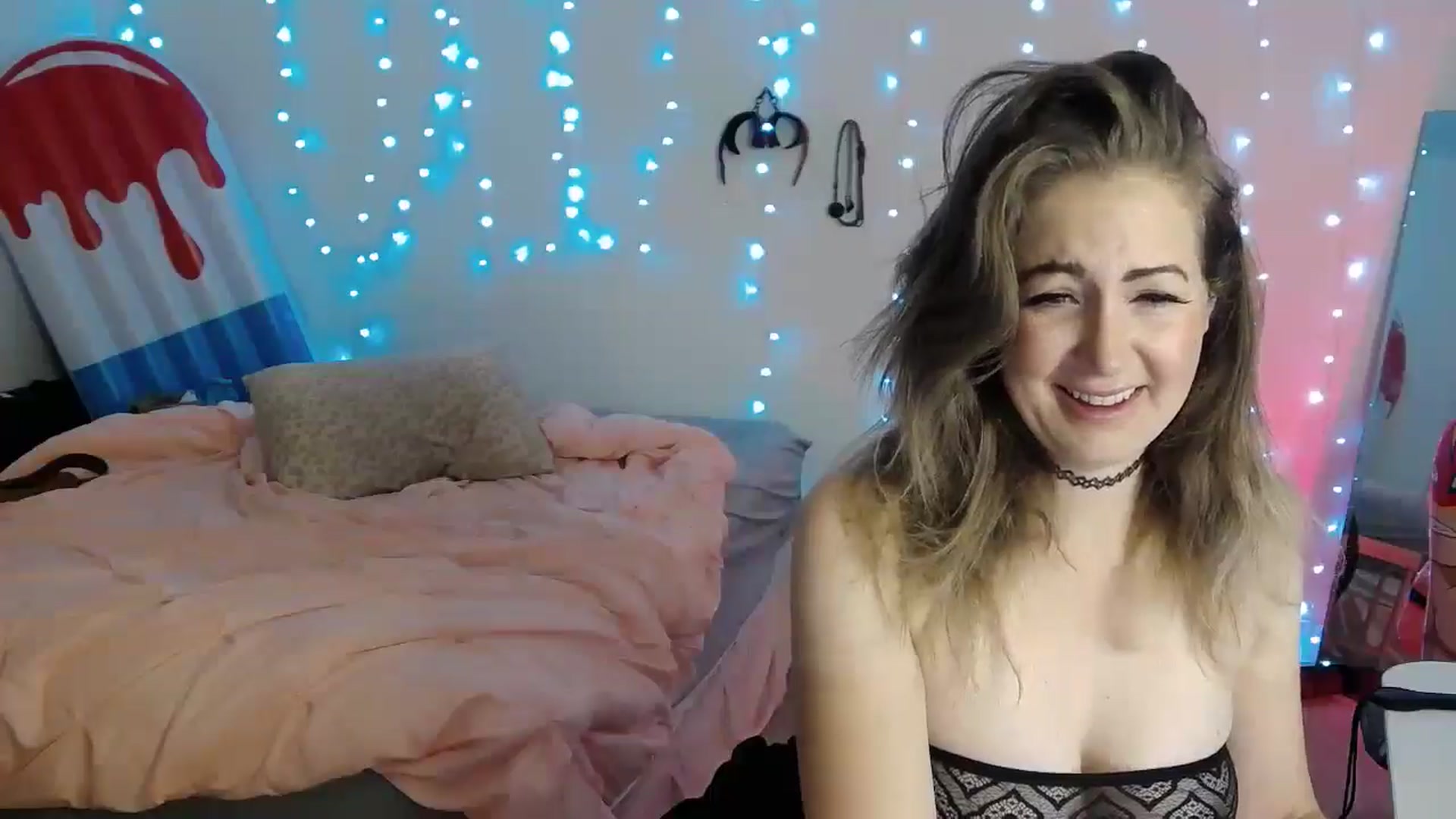 Gallery image thumbnail from Tarra_Rose's myfreecams stream on, 09/14/2025, 22:19 image 14 of 20