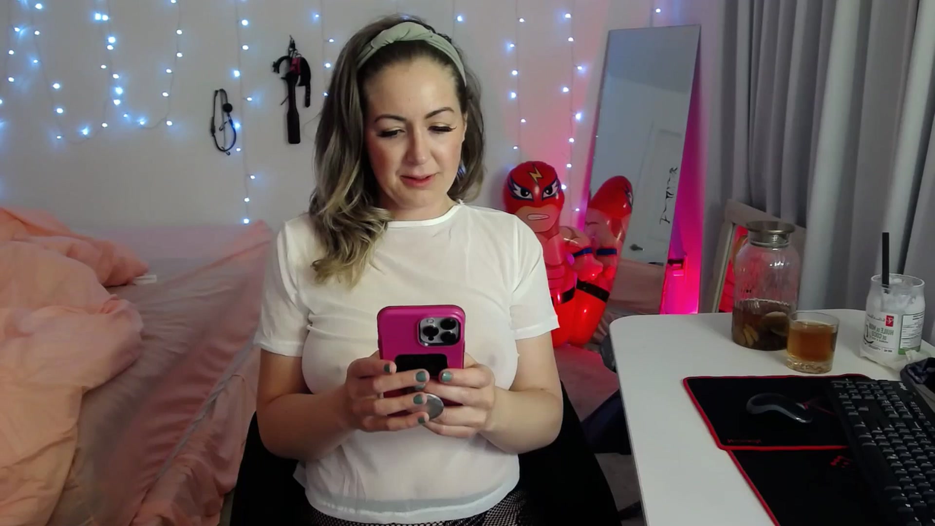 Gallery image thumbnail from Tarra_Rose's myfreecams stream on, 10/07/2025, 23:09 image 20 of 20