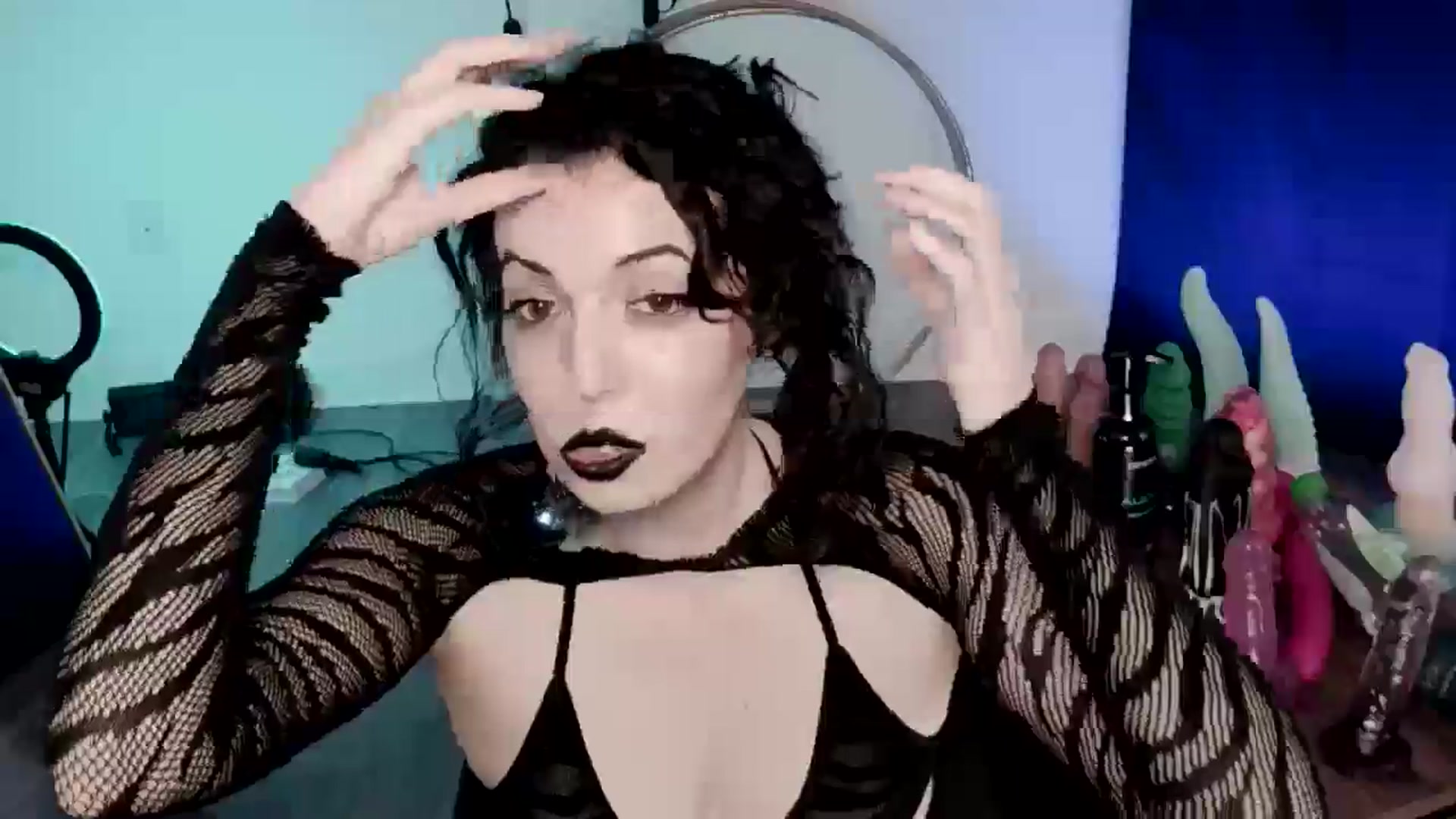 Gallery image thumbnail from TashaNoir's myfreecams stream on, 01/31/2026, 14:13 image 9 of 20