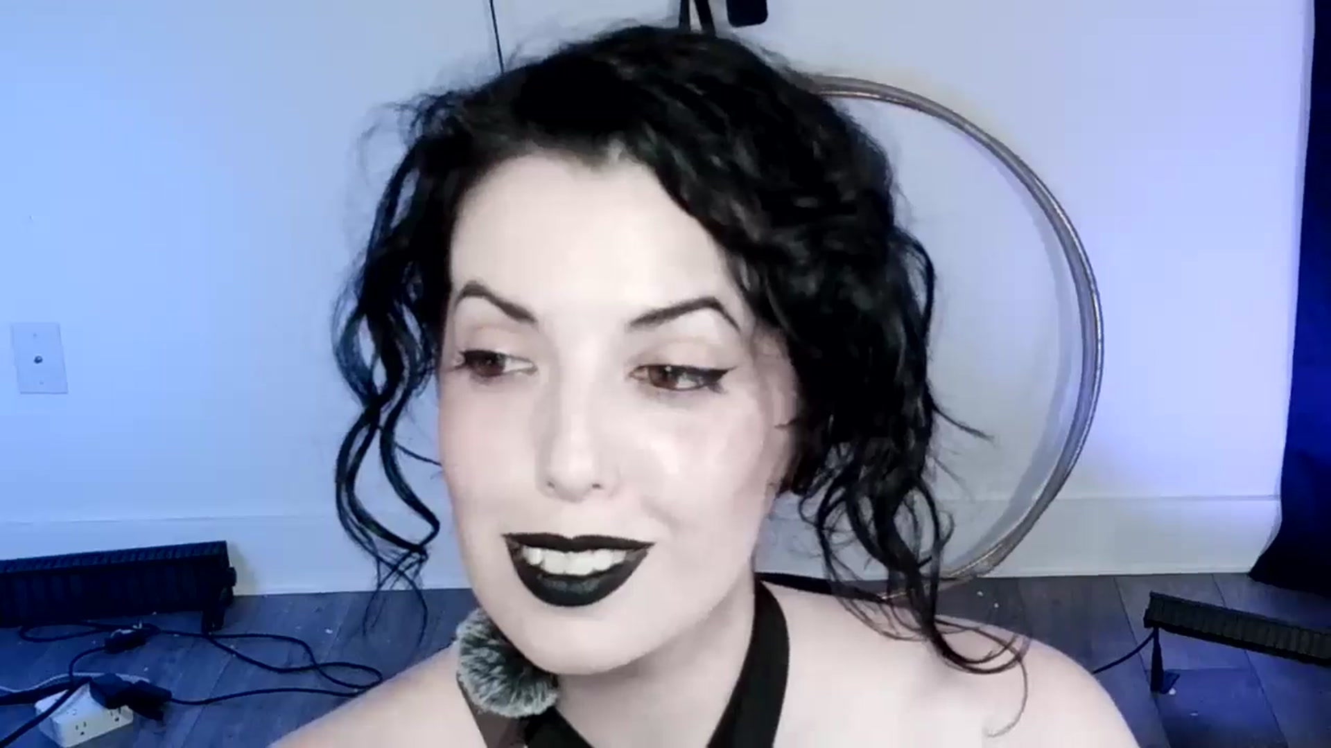 Gallery image thumbnail from TashaNoir's myfreecams stream on, 02/01/2026, 12:15 image 3 of 20