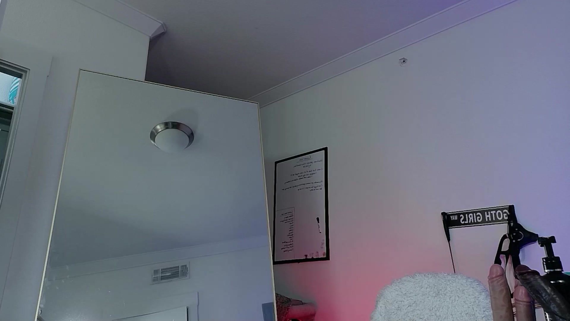 Gallery image thumbnail from TashaNoir's myfreecams stream on, 02/05/2026, 13:48 image 8 of 20