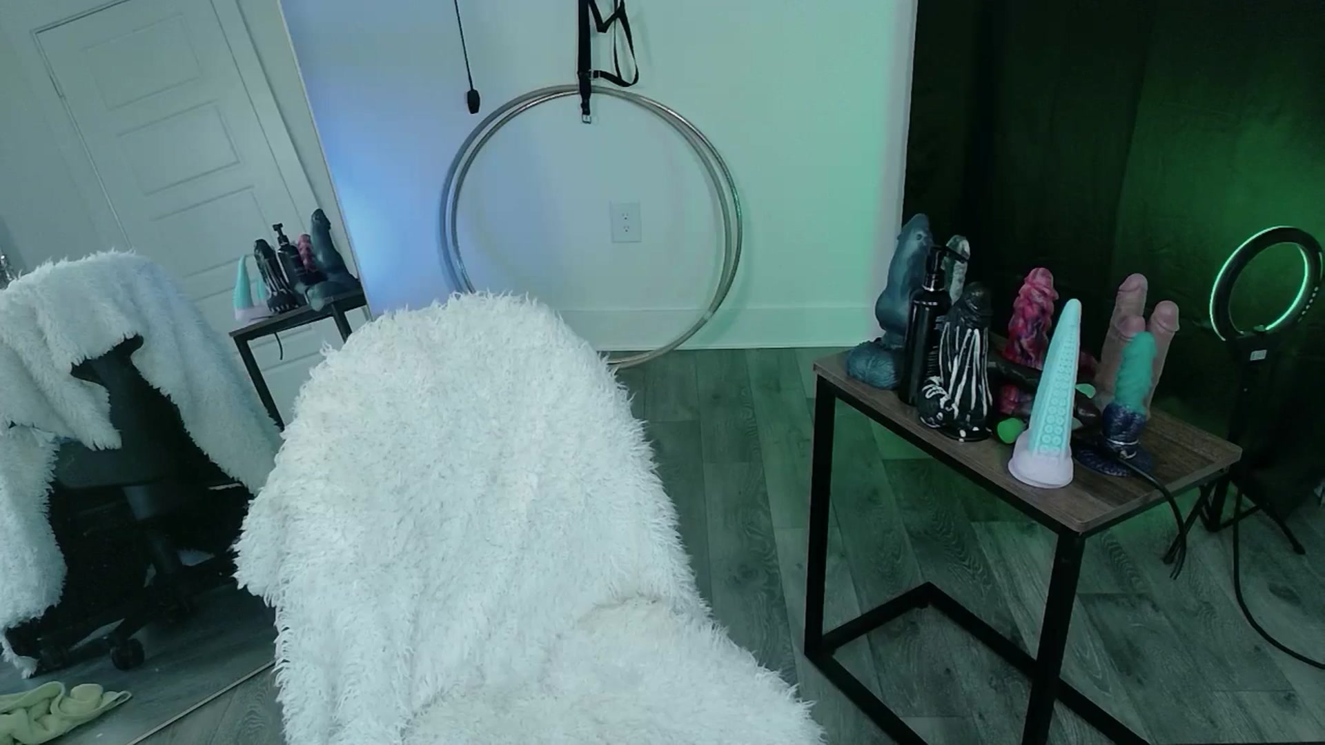 Gallery image thumbnail from TashaNoir's myfreecams stream on, 02/14/2026, 13:02 image 13 of 20