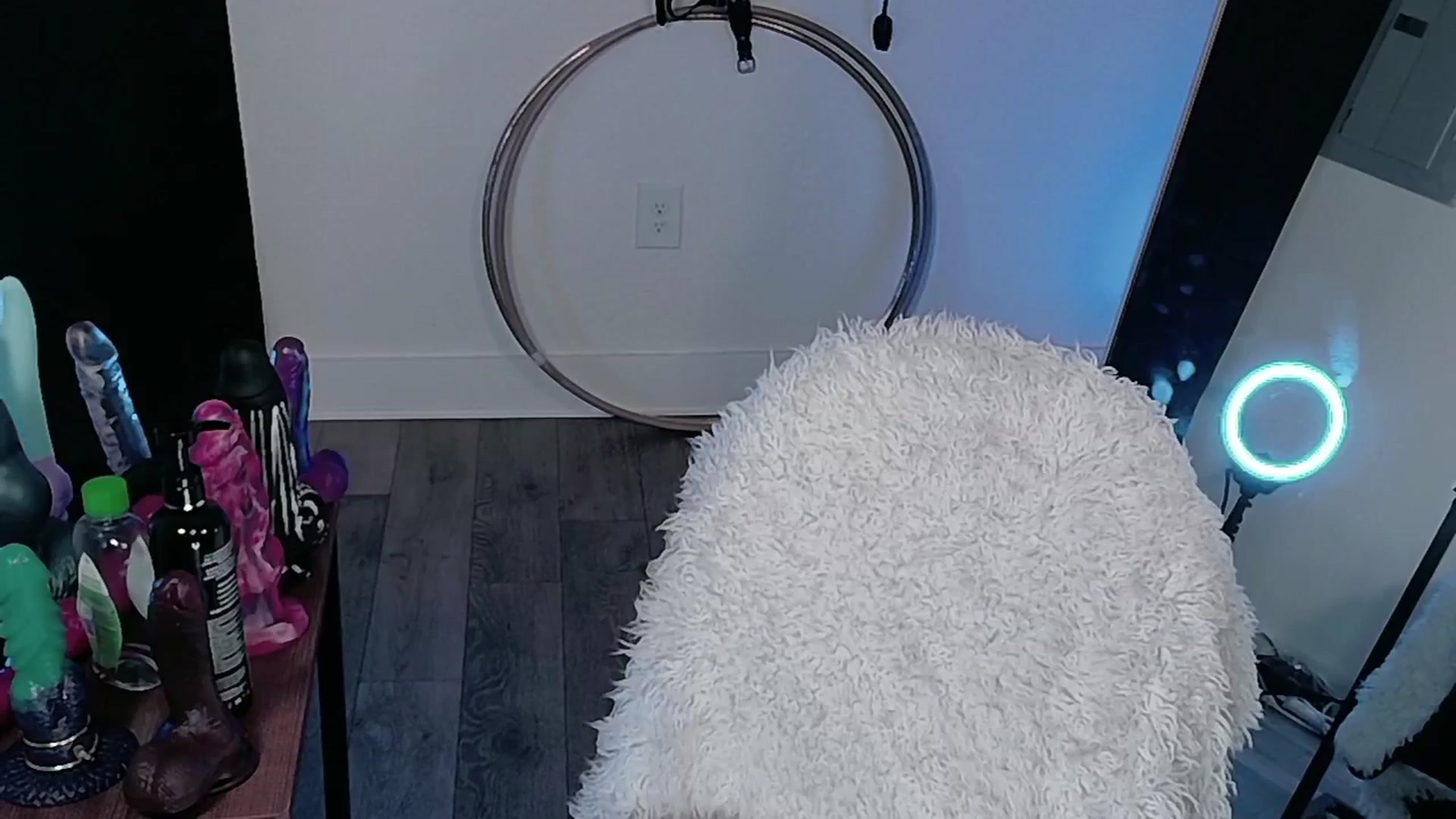 Gallery image thumbnail from TashaNoir's myfreecams stream on, 02/18/2026, 08:37 image 14 of 20