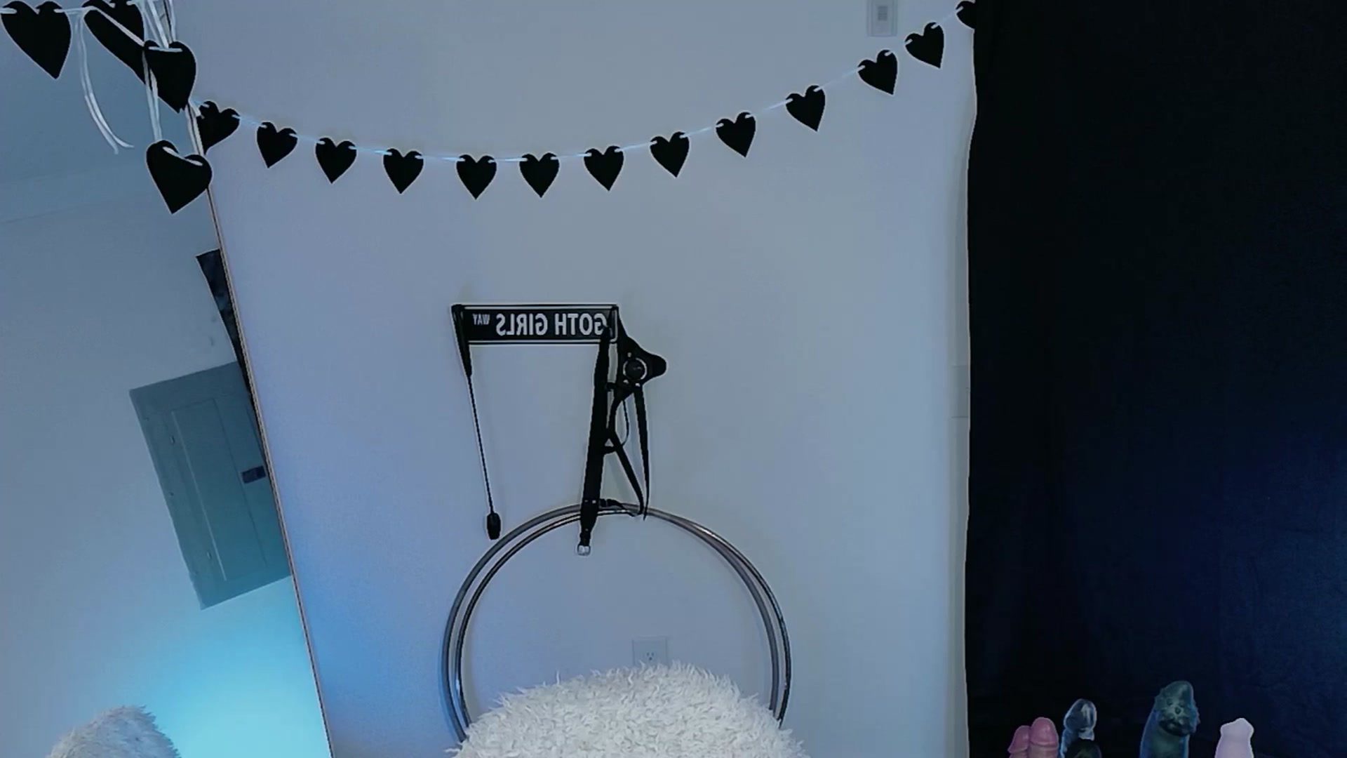 Gallery image thumbnail from TashaNoir's myfreecams stream on, 02/21/2026, 14:28 image 1 of 20