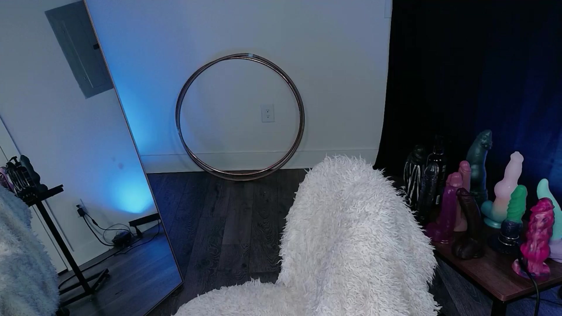 Gallery image thumbnail from TashaNoir's myfreecams stream on, 03/06/2026, 14:17 image 12 of 20