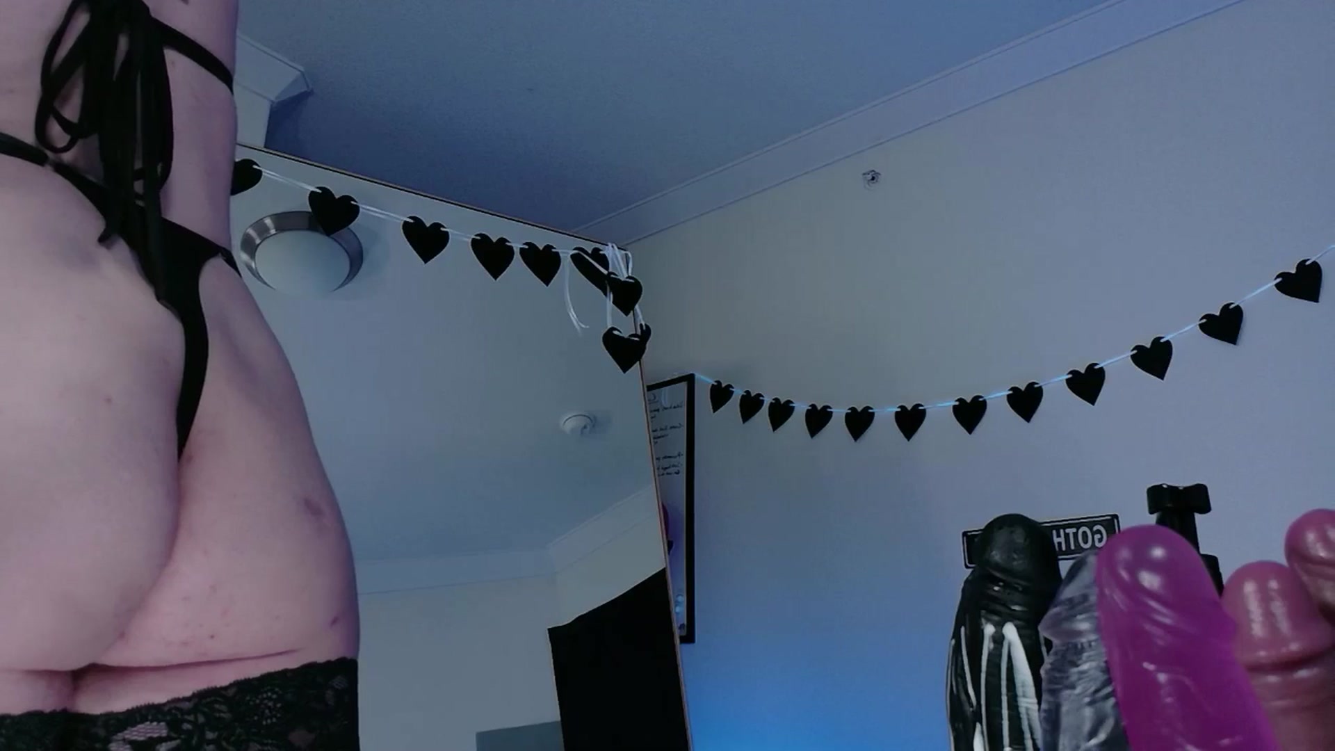 Gallery image thumbnail from TashaNoir's myfreecams stream on, 03/07/2026, 10:10 image 12 of 20