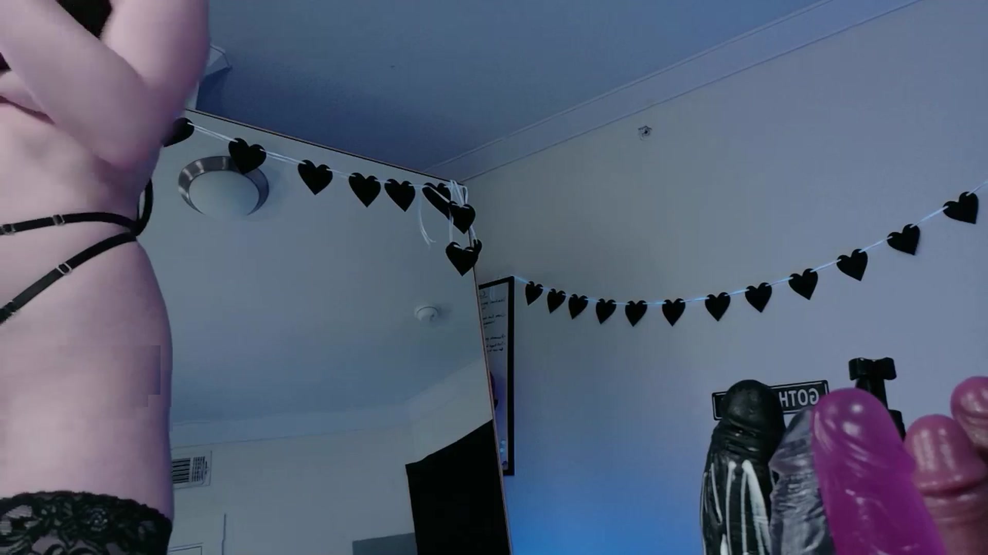 Gallery image thumbnail from TashaNoir's myfreecams stream on, 03/07/2026, 10:10 image 15 of 20