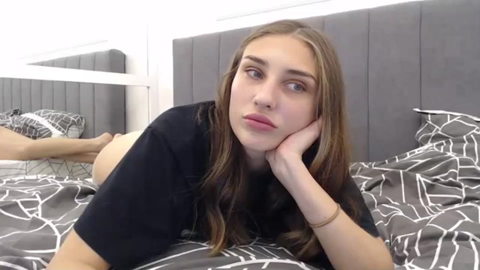 Gallery image thumbnail from TastyBrunette's myfreecams stream on, 11/13/2023, 21:14 image 18 of 20