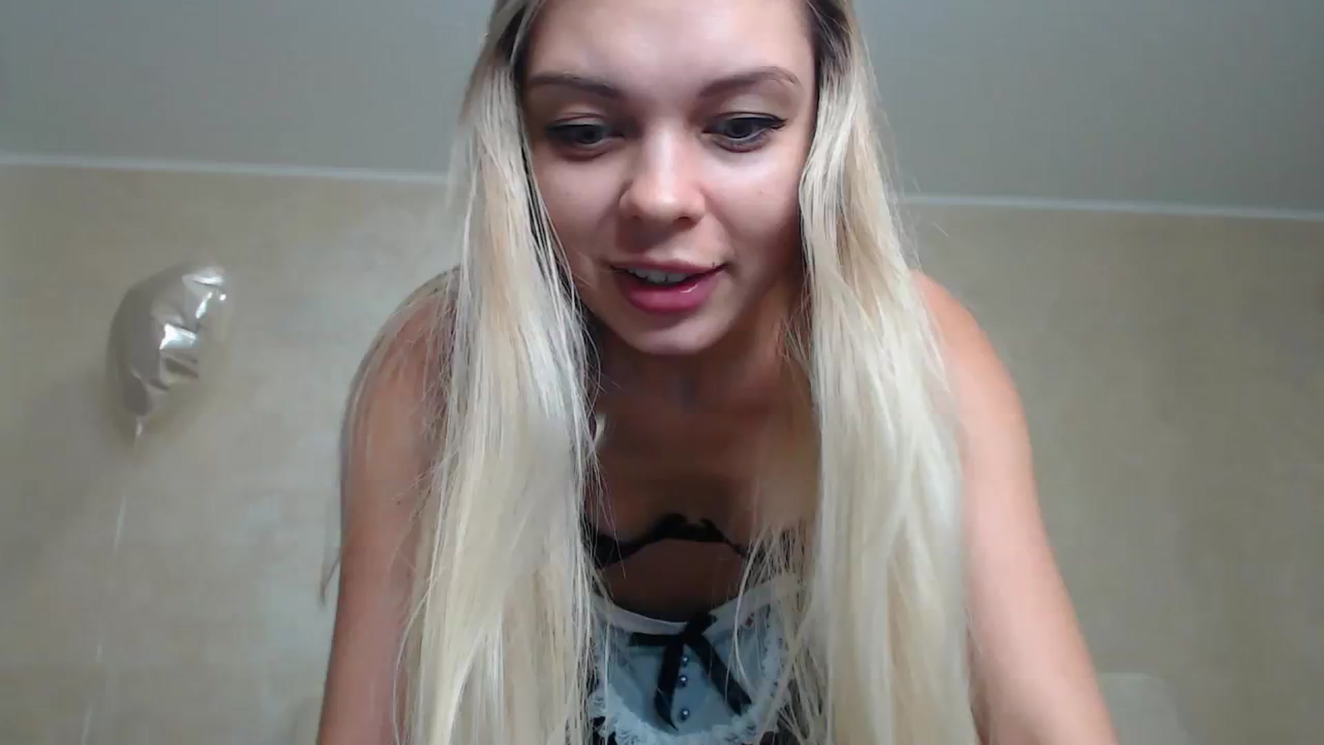 Gallery image thumbnail from TastyGirl001's myfreecams stream on, 08/12/2024, 24:41 image 20 of 20