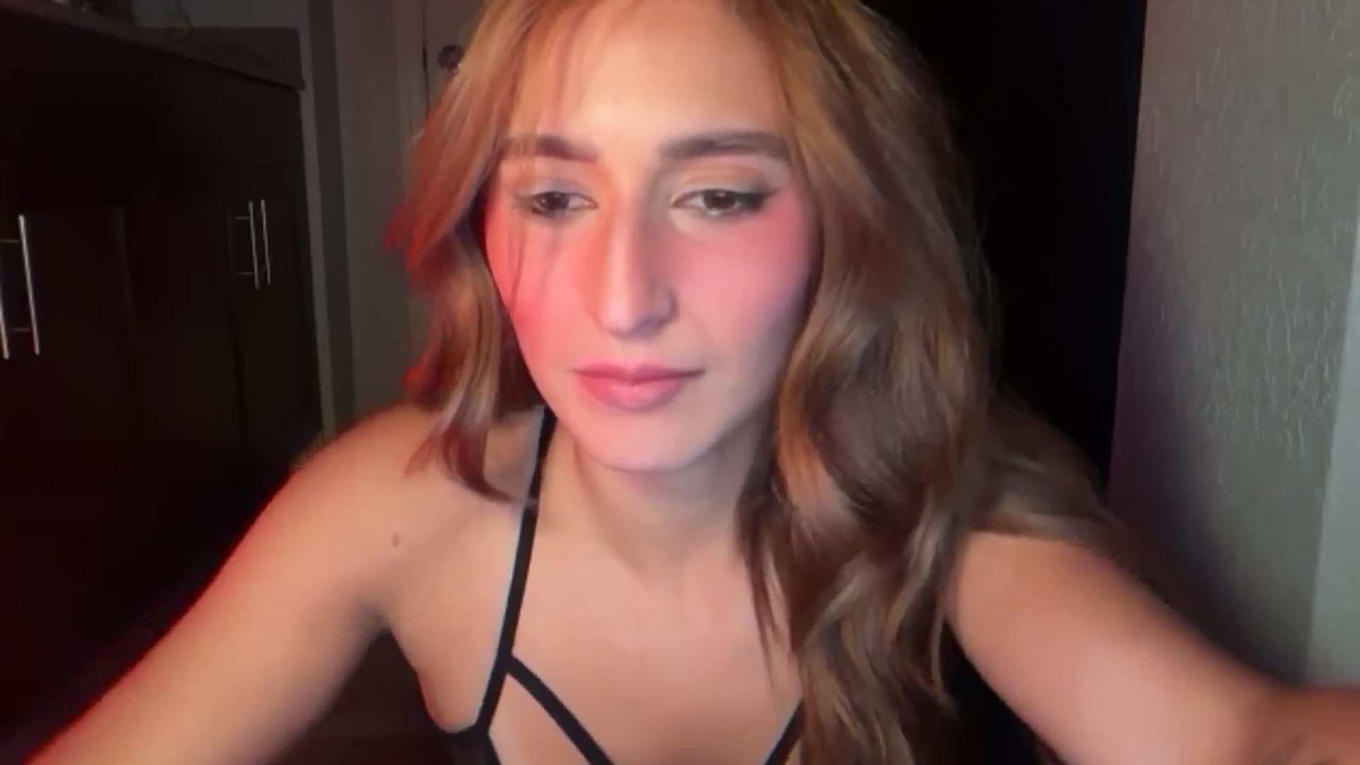 Gallery image thumbnail from Tastybabyx's myfreecams stream on, 09/05/2025, 09:53 image 4 of 20