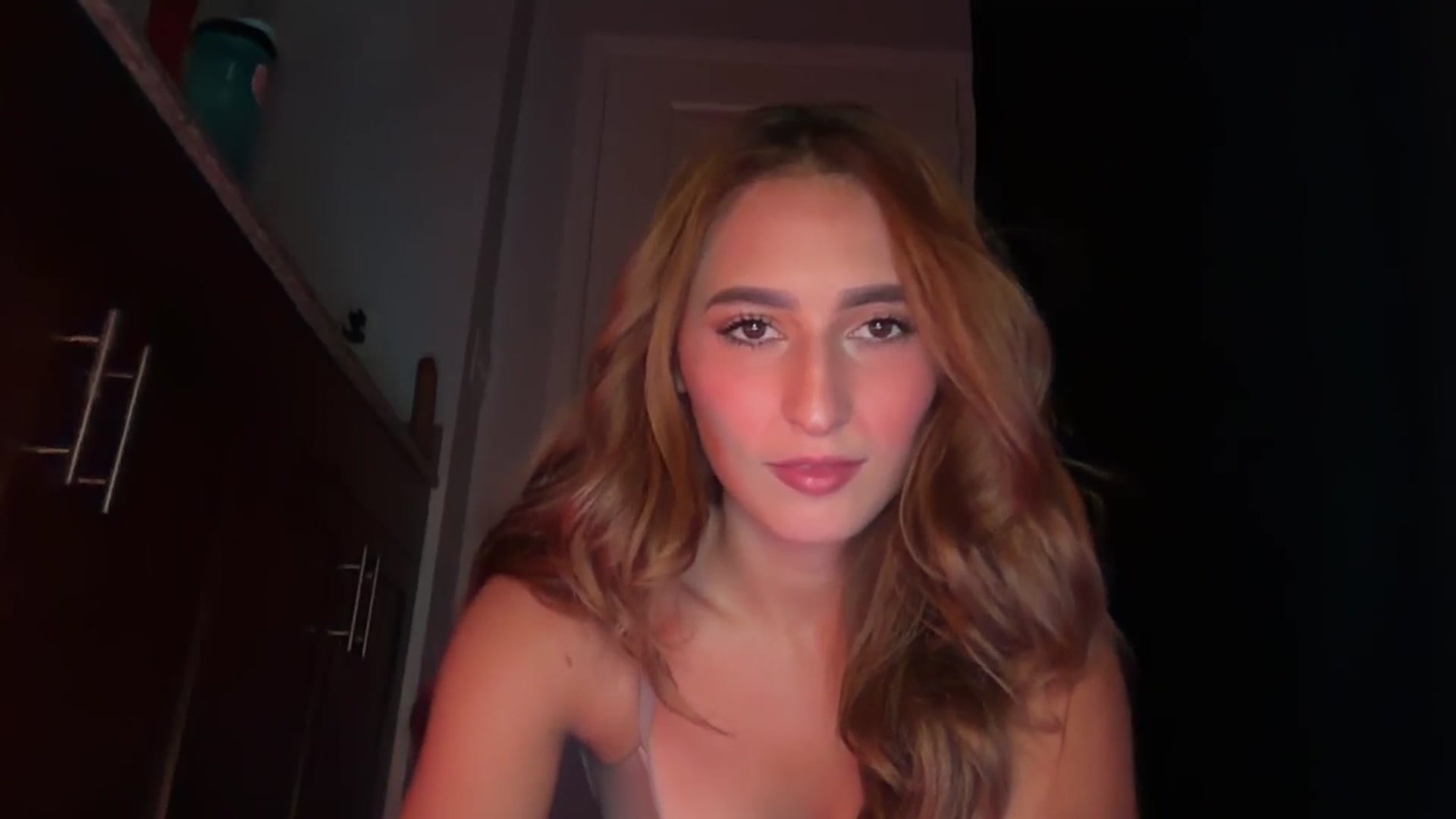 Gallery image thumbnail from Tastybabyx's myfreecams stream on, 09/09/2025, 06:39 image 17 of 20