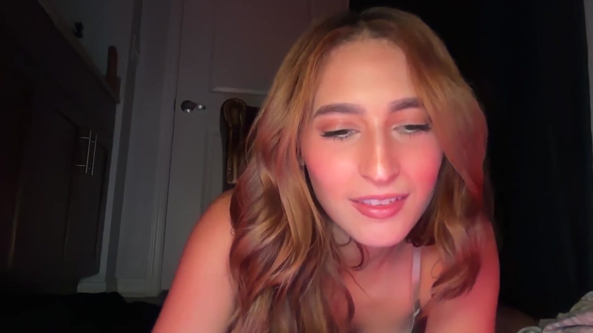 Gallery image thumbnail from Tastybabyx's myfreecams stream on, 09/09/2025, 07:38 image 7 of 20