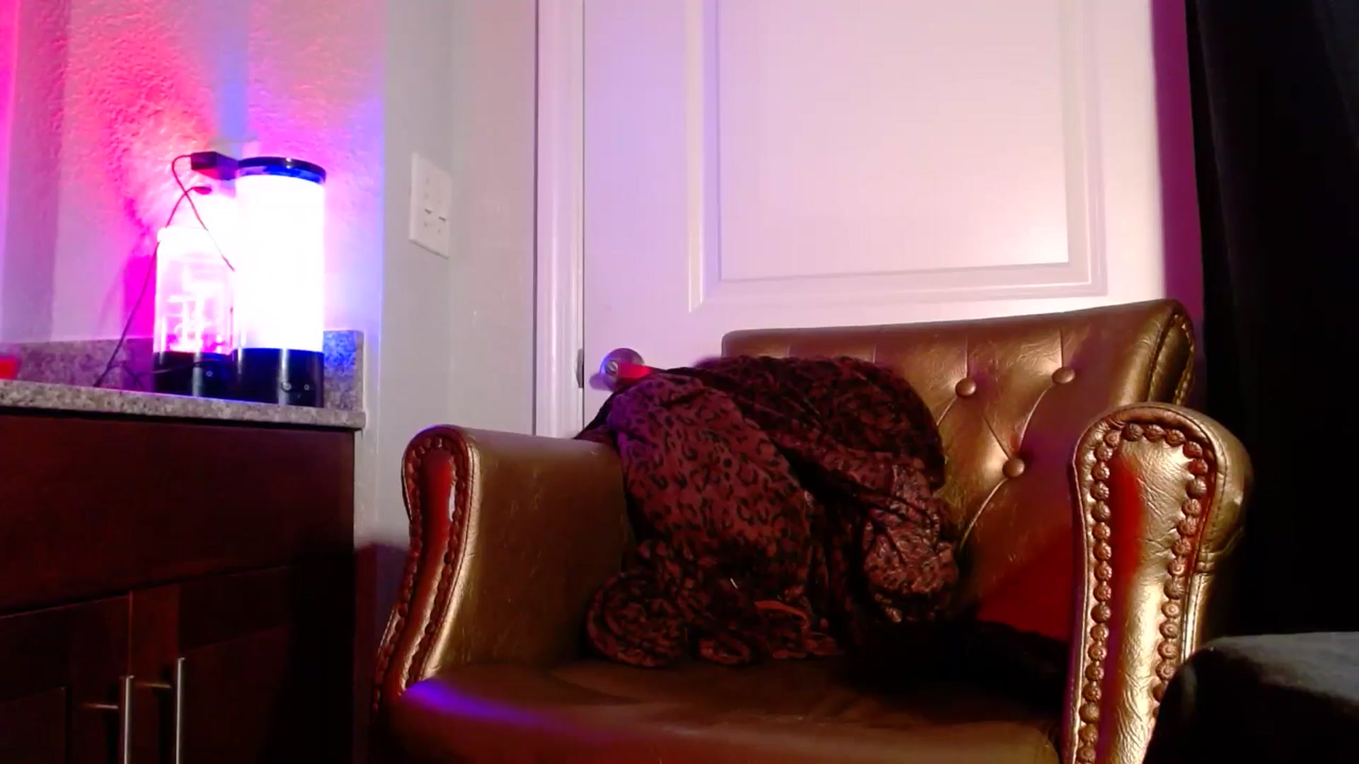 Gallery image thumbnail from Tastybabyx's myfreecams stream on, 09/28/2025, 10:00 image 3 of 20