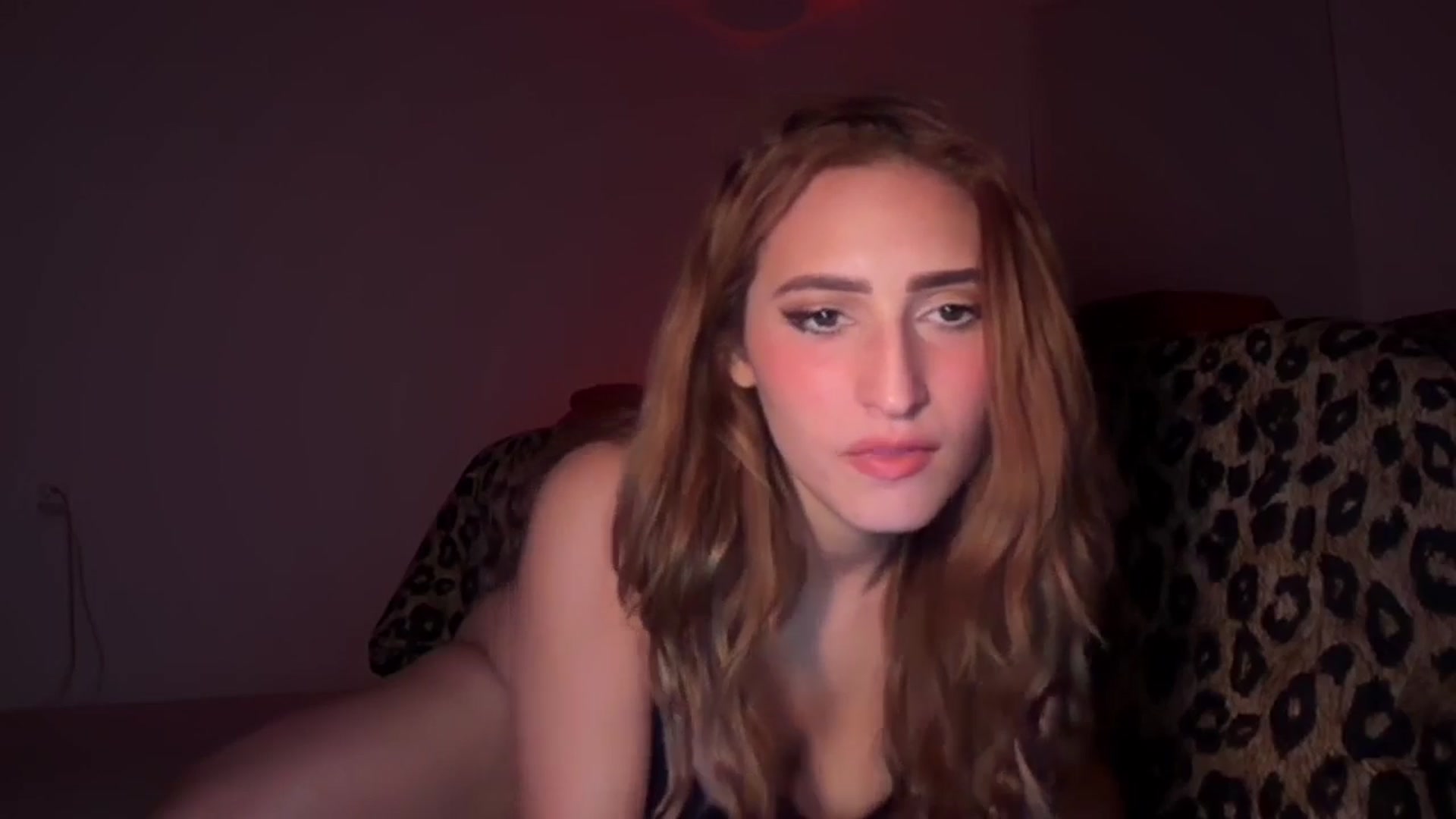Gallery image thumbnail from Tastybabyx's myfreecams stream on, 12/14/2025, 10:18 image 5 of 20