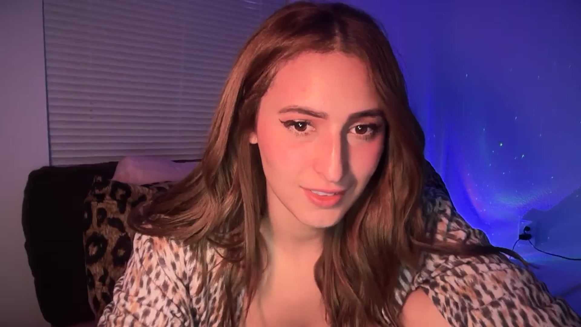 Gallery image thumbnail from Tastybabyx's myfreecams stream on, 12/26/2025, 10:22 image 8 of 20