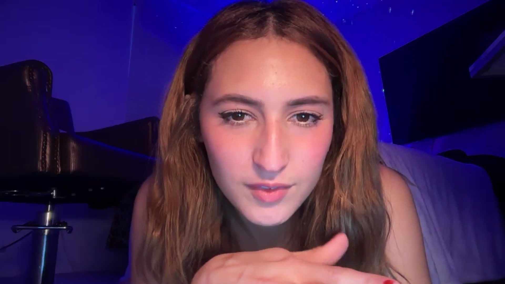 Gallery image thumbnail from Tastybabyx's myfreecams stream on, 01/10/2026, 12:13 image 10 of 20