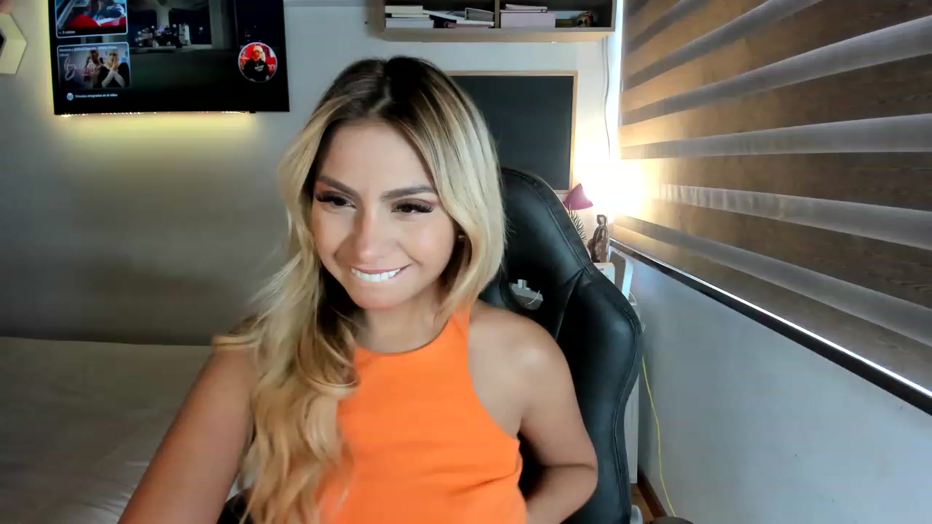 Gallery image thumbnail from Tata_Ss's myfreecams stream on, 06/10/2023, 21:41 image 1 of 20