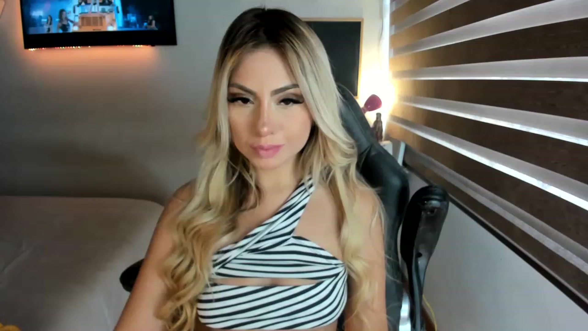 Gallery image thumbnail from Tata_Ss's myfreecams stream on, 06/24/2023, 19:01 image 20 of 20