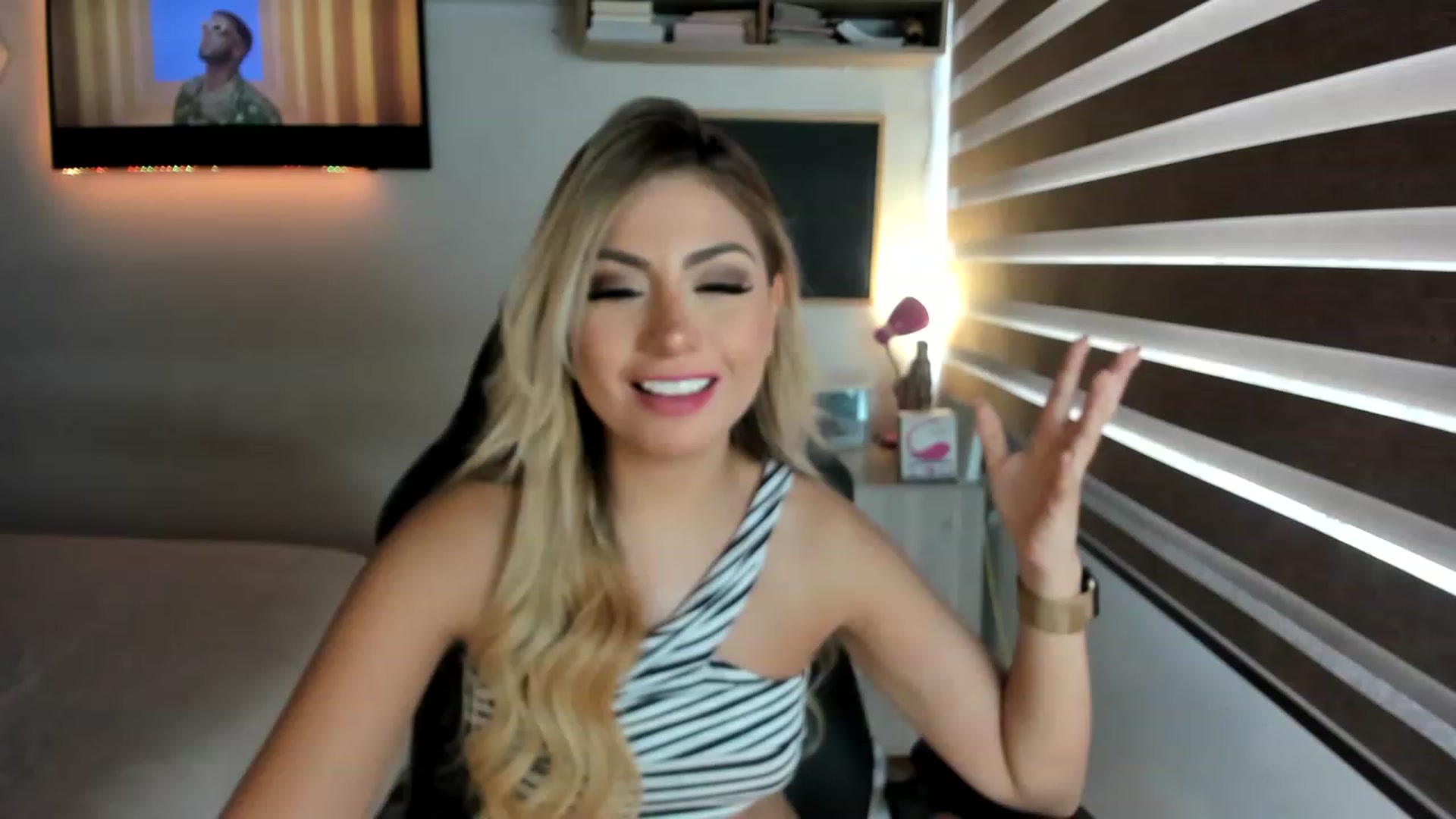 Gallery image thumbnail from Tata_Ss's myfreecams stream on, 06/24/2023, 19:01 image 3 of 20