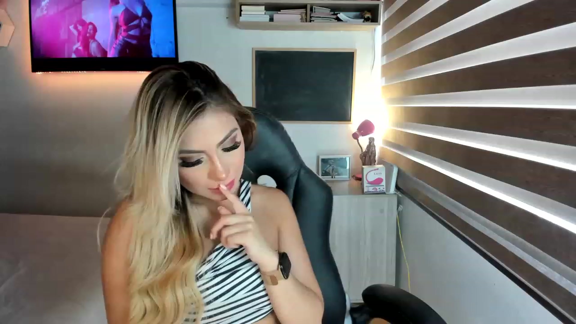 Gallery image thumbnail from Tata_Ss's myfreecams stream on, 06/24/2023, 19:01 image 5 of 20