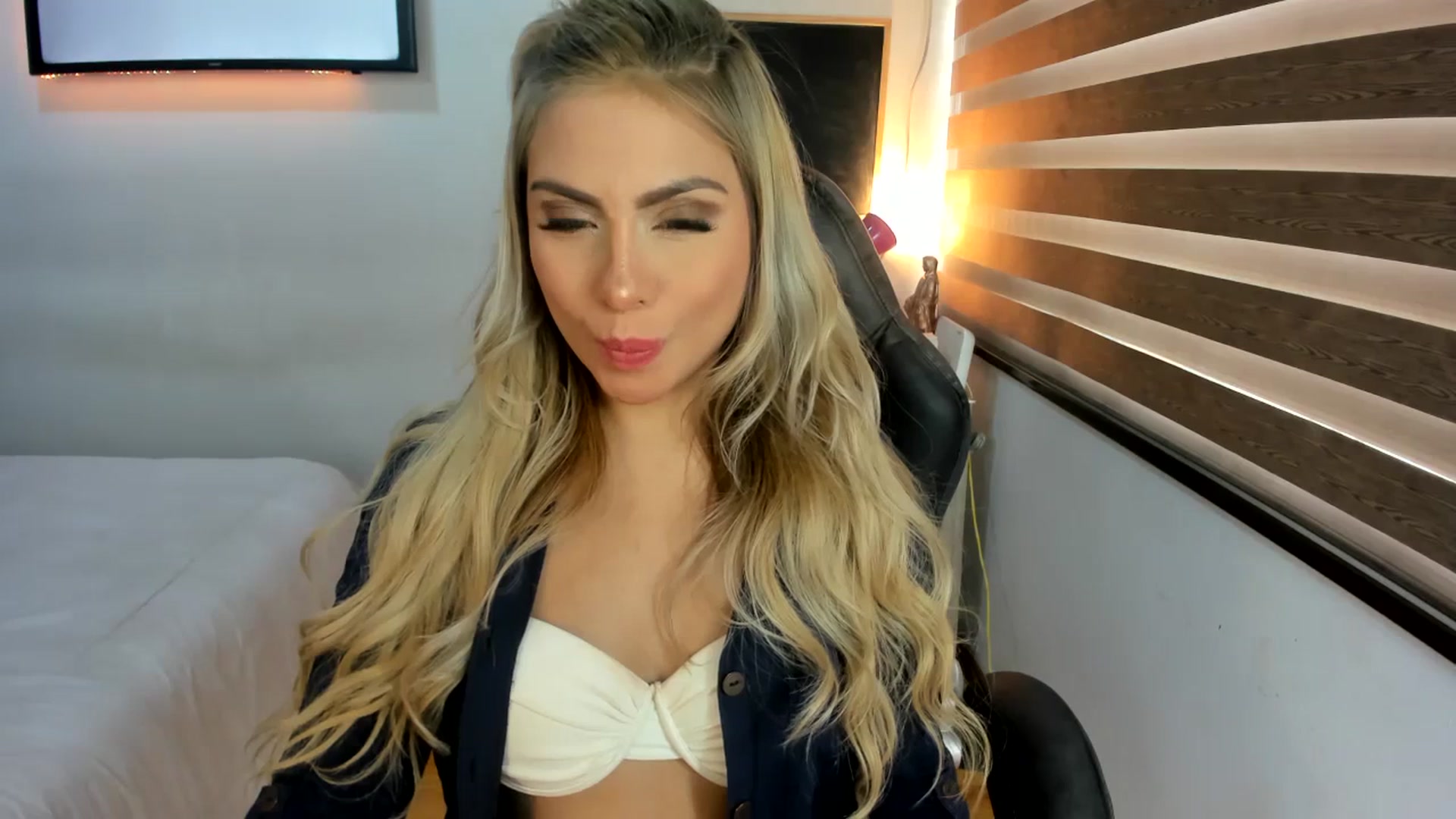 Gallery image thumbnail from Tata_Ss's myfreecams stream on, 07/15/2023, 18:29 image 16 of 20