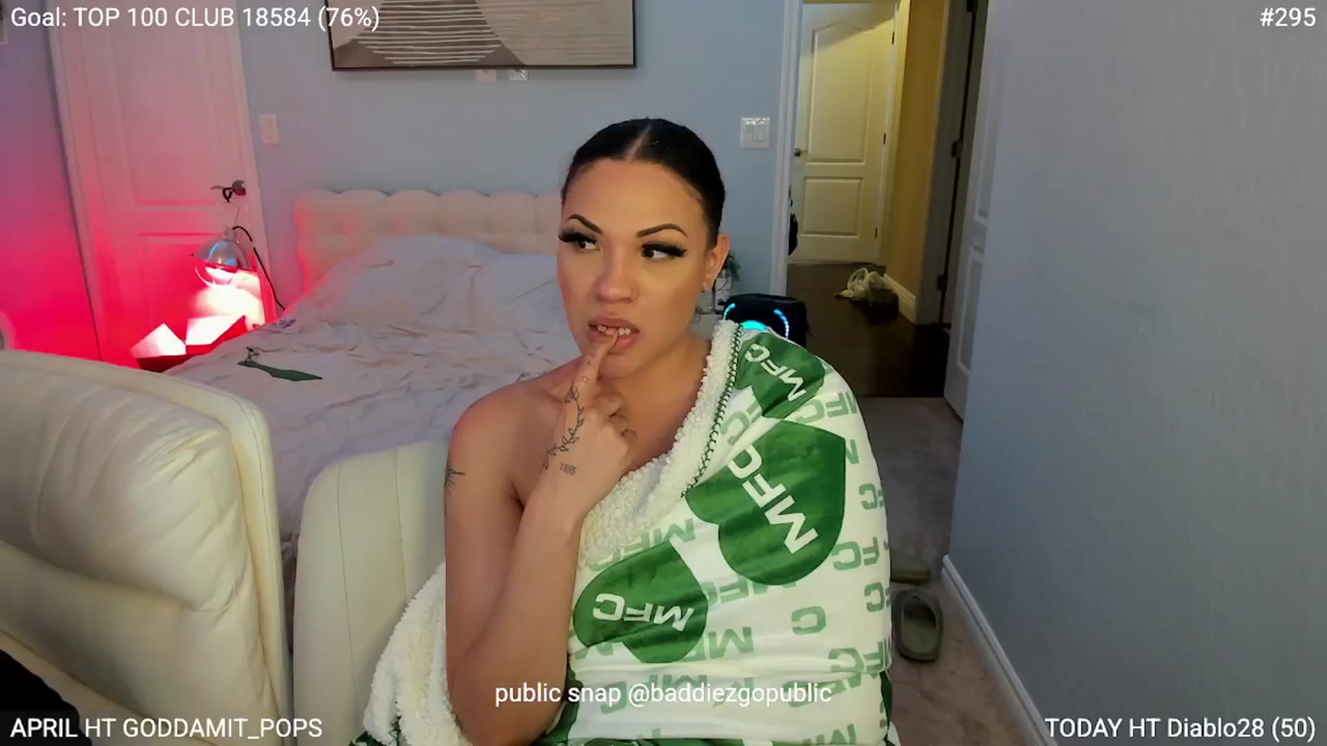 Gallery image thumbnail from TatiLove's myfreecams stream on, 04/18/2025, 07:46 image 15 of 20