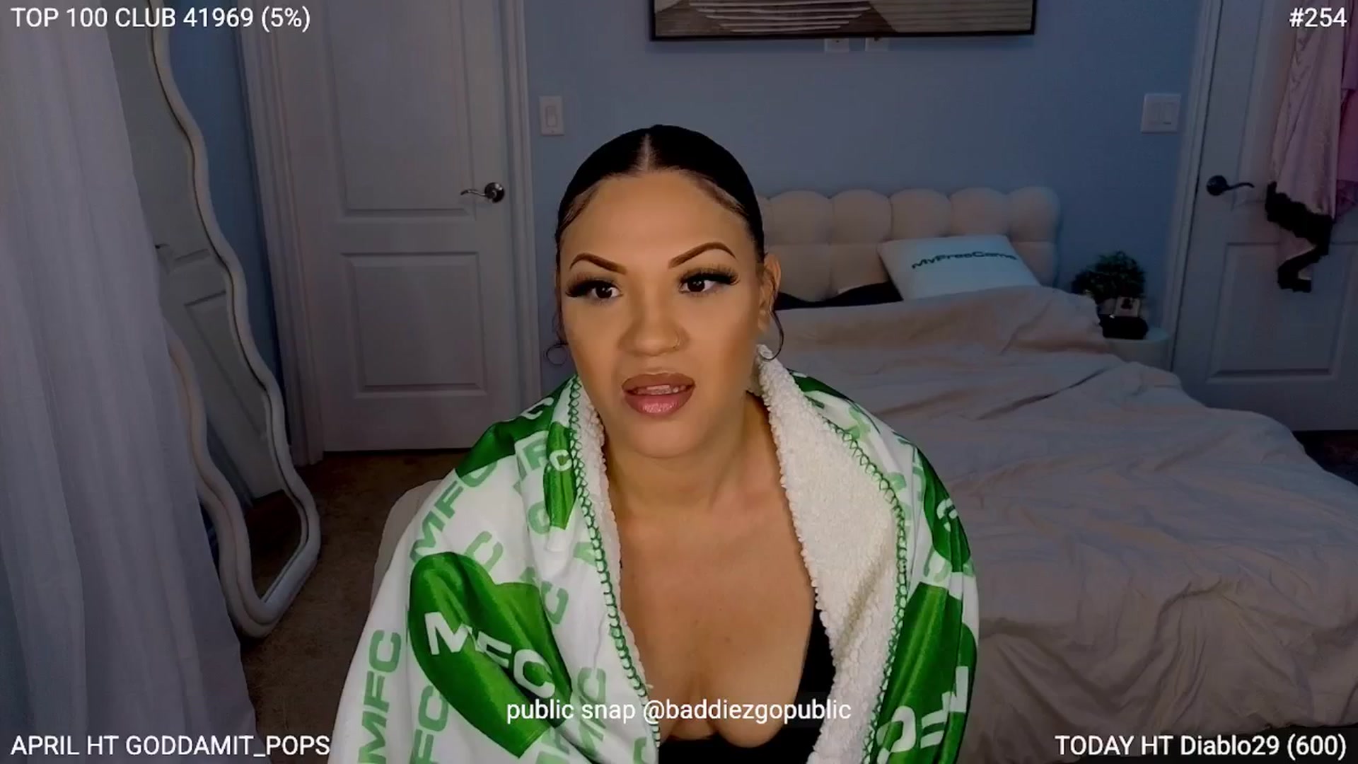 Gallery image thumbnail from TatiLove's myfreecams stream on, 04/23/2025, 02:46 image 16 of 20