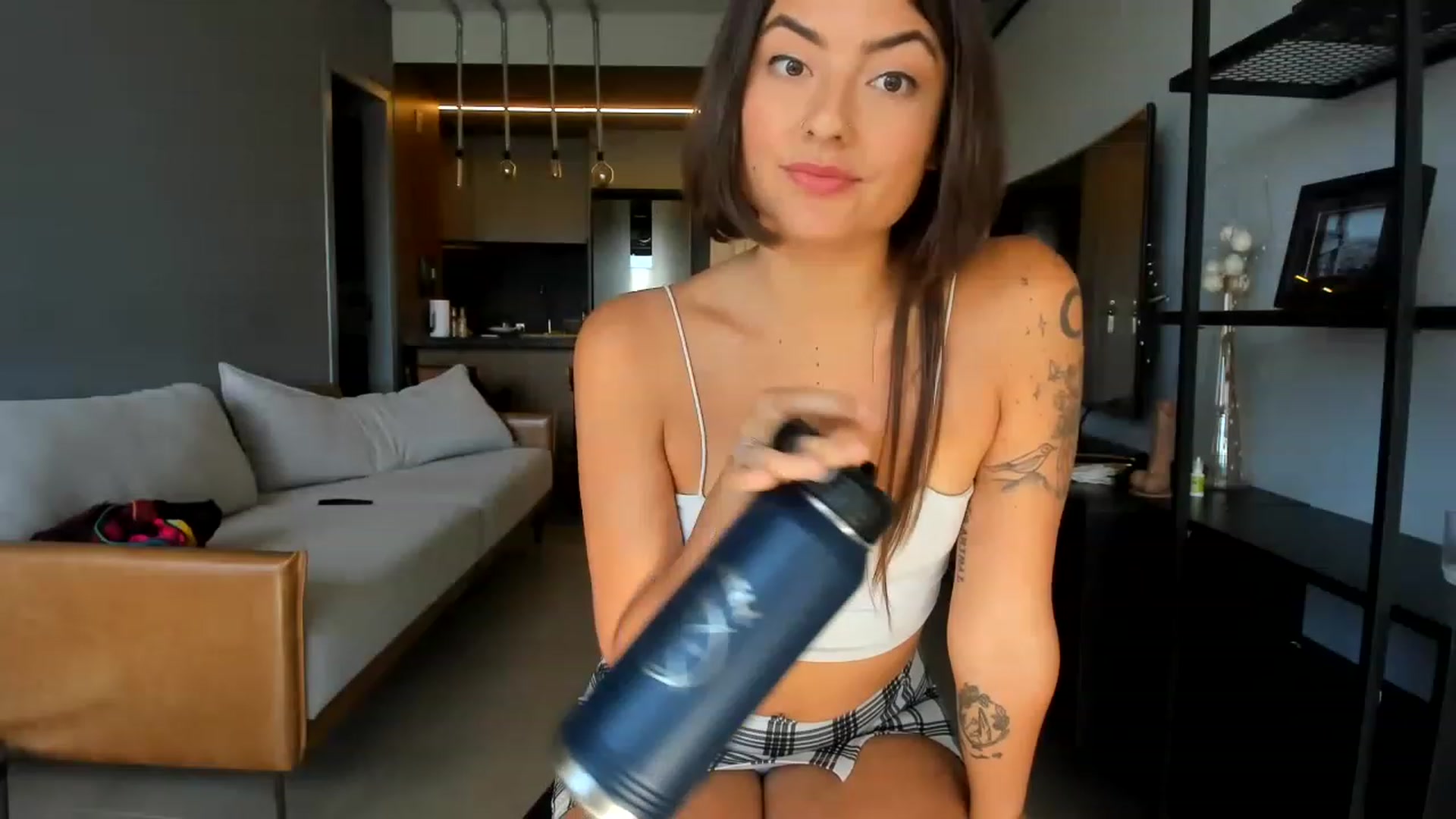 Gallery image thumbnail from TatiTantra's myfreecams stream on, 12/19/2022, 19:34 image 2 of 20