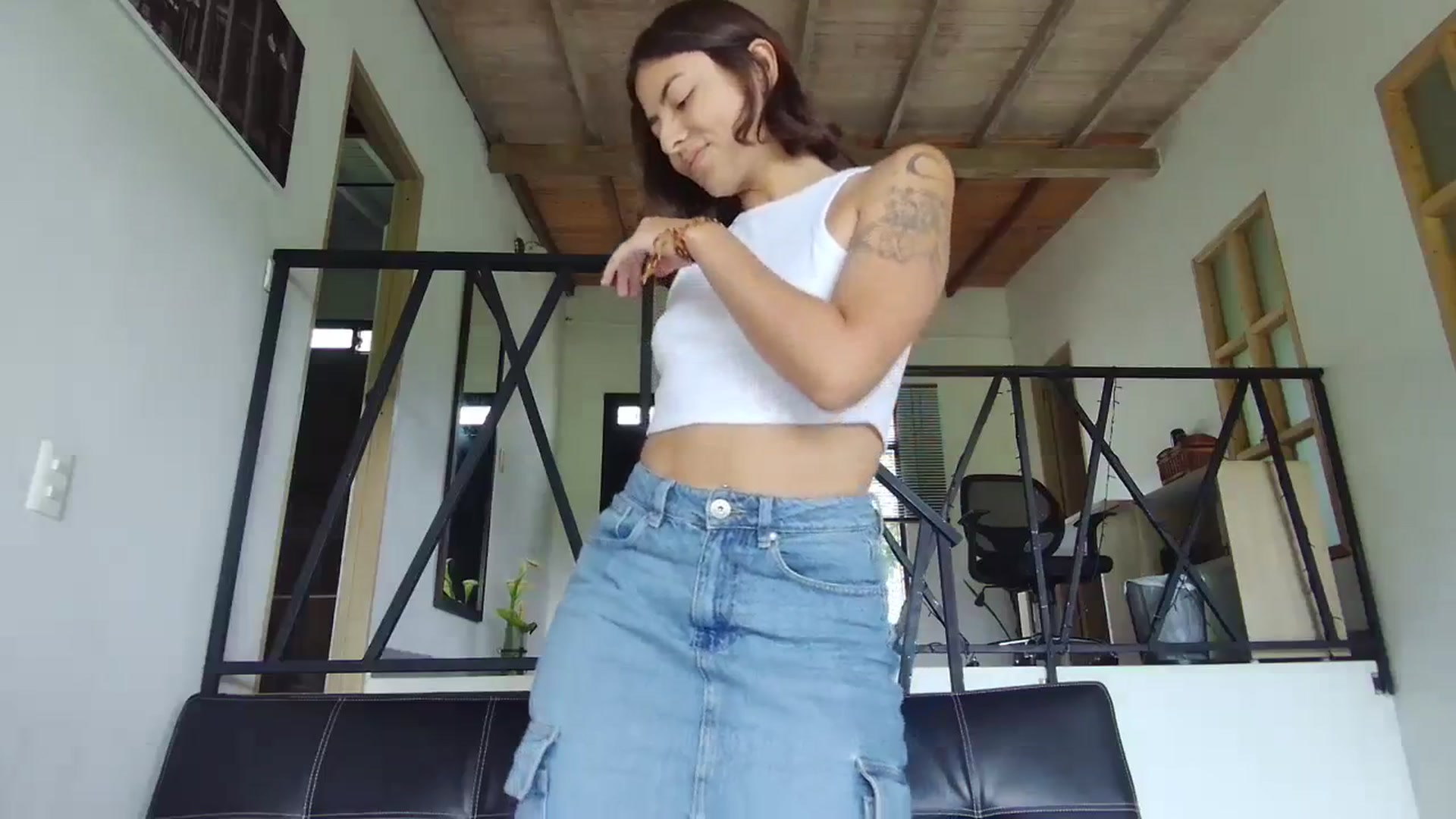 Gallery image thumbnail from TatiTantra's myfreecams stream on, 10/16/2023, 18:01 image 15 of 20