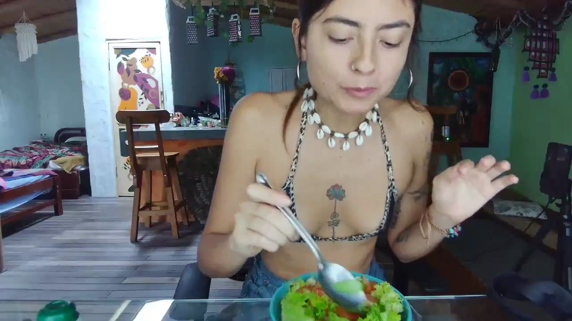 Gallery image thumbnail from TatiTantra's myfreecams stream on, 11/19/2023, 19:13 image 13 of 20