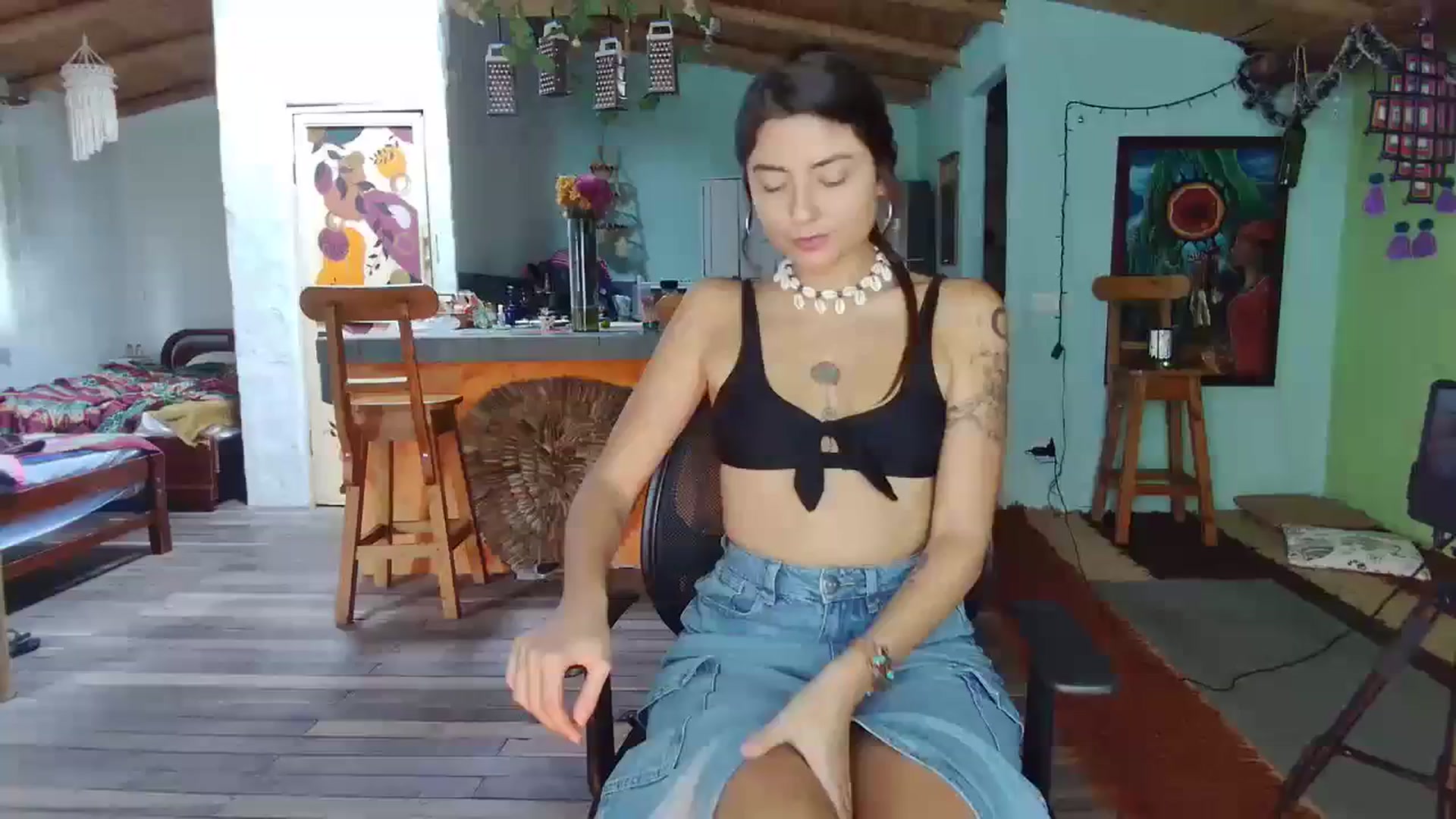 Gallery image thumbnail from TatiTantra's myfreecams stream on, 11/19/2023, 19:13 image 1 of 20