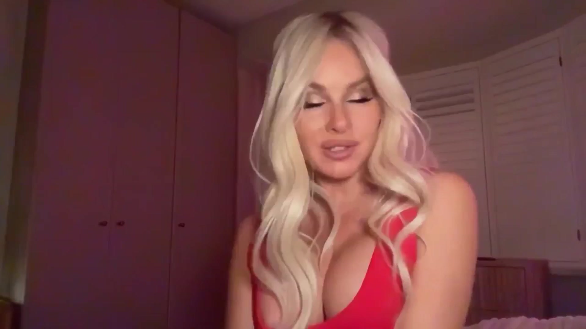 Gallery image thumbnail from TatiTate's myfreecams stream on, 06/28/2025, 14:55 image 18 of 20