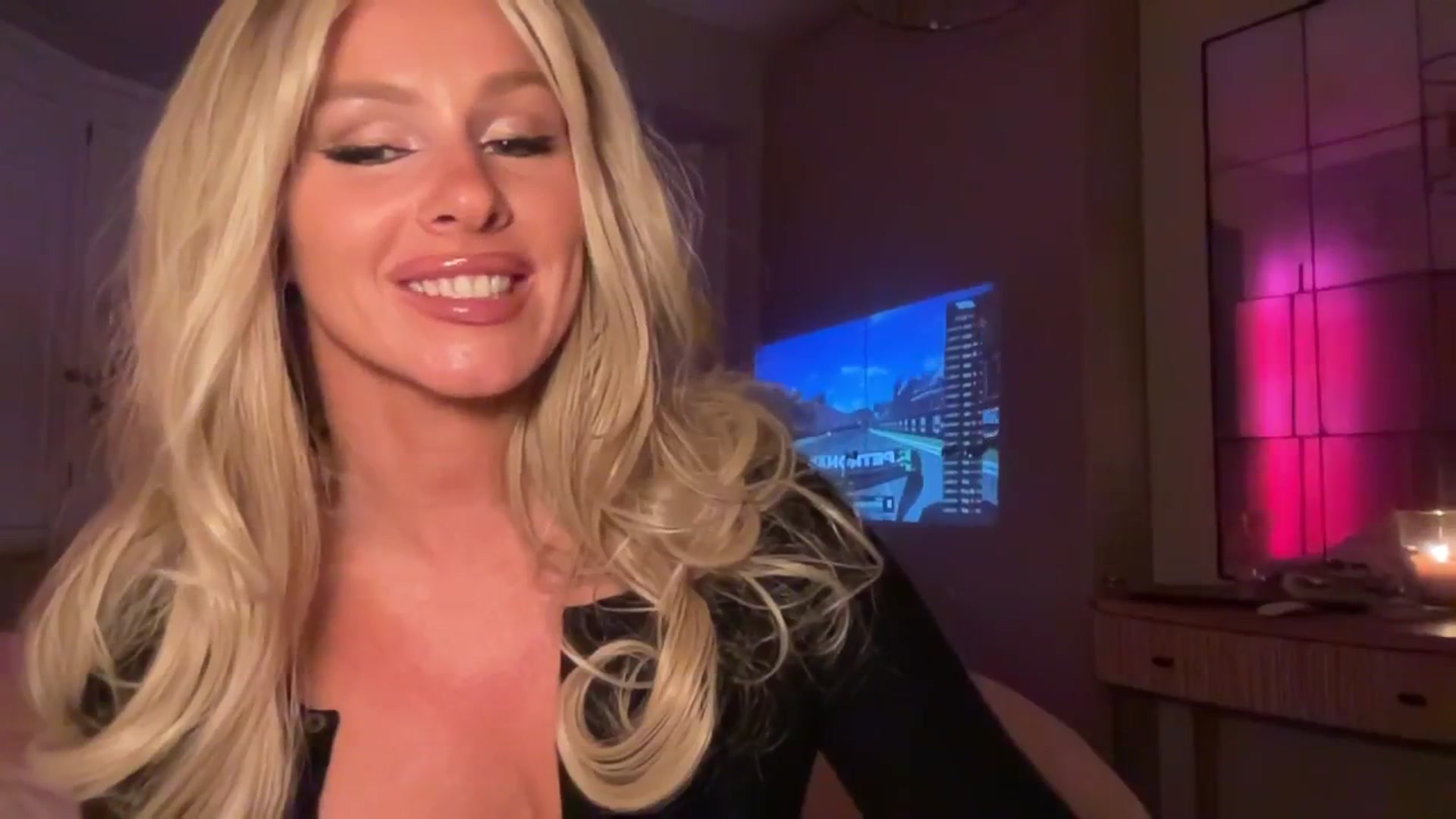 Gallery image thumbnail from TatiTate's myfreecams stream on, 08/02/2025, 22:30 image 20 of 20