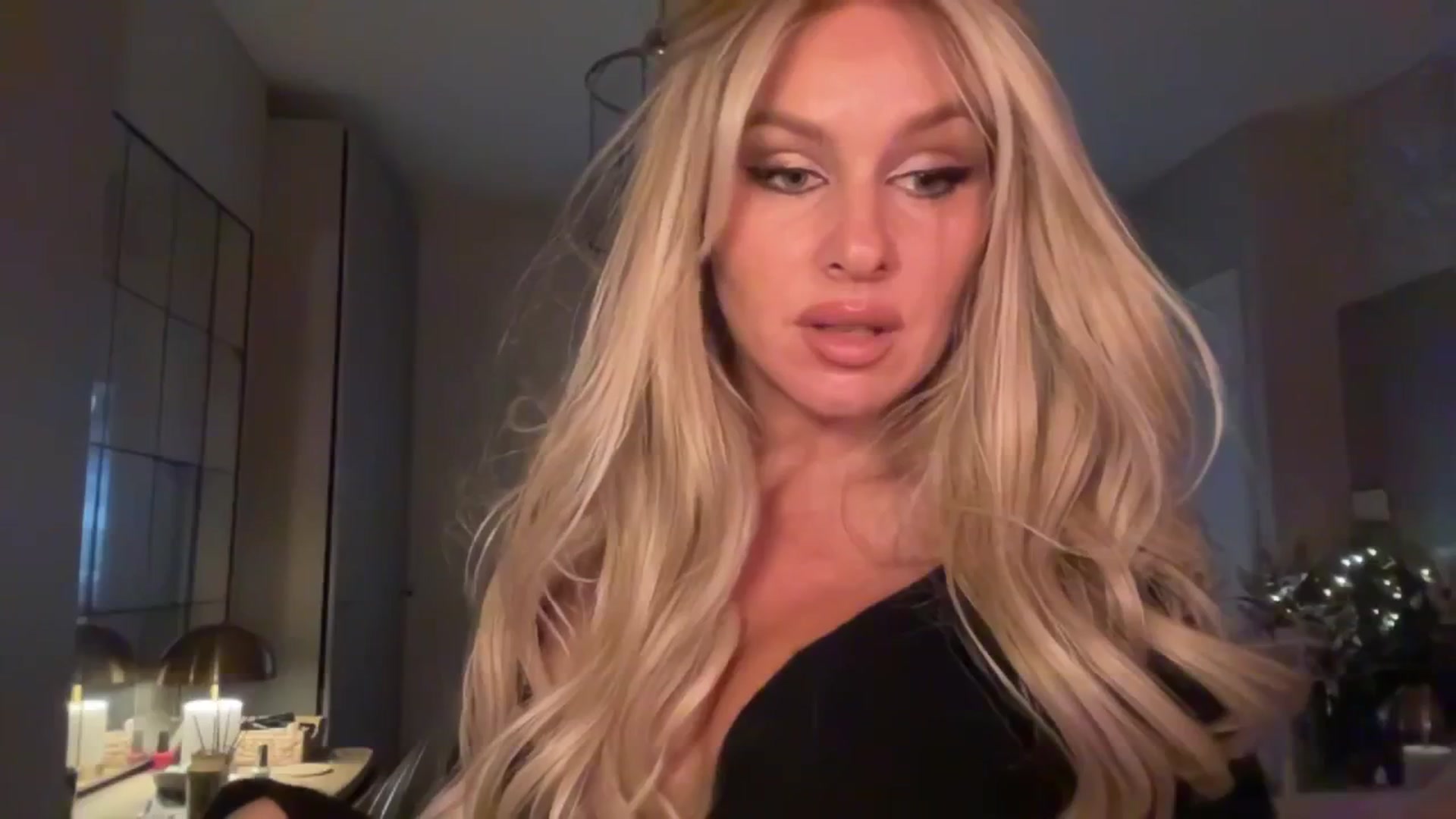 Gallery image thumbnail from TatiTate's myfreecams stream on, 08/05/2025, 22:39 image 13 of 20