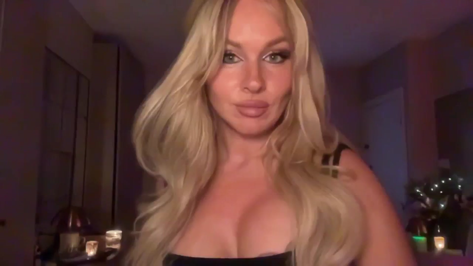 Gallery image thumbnail from TatiTate's myfreecams stream on, 09/20/2025, 19:47 image 6 of 20