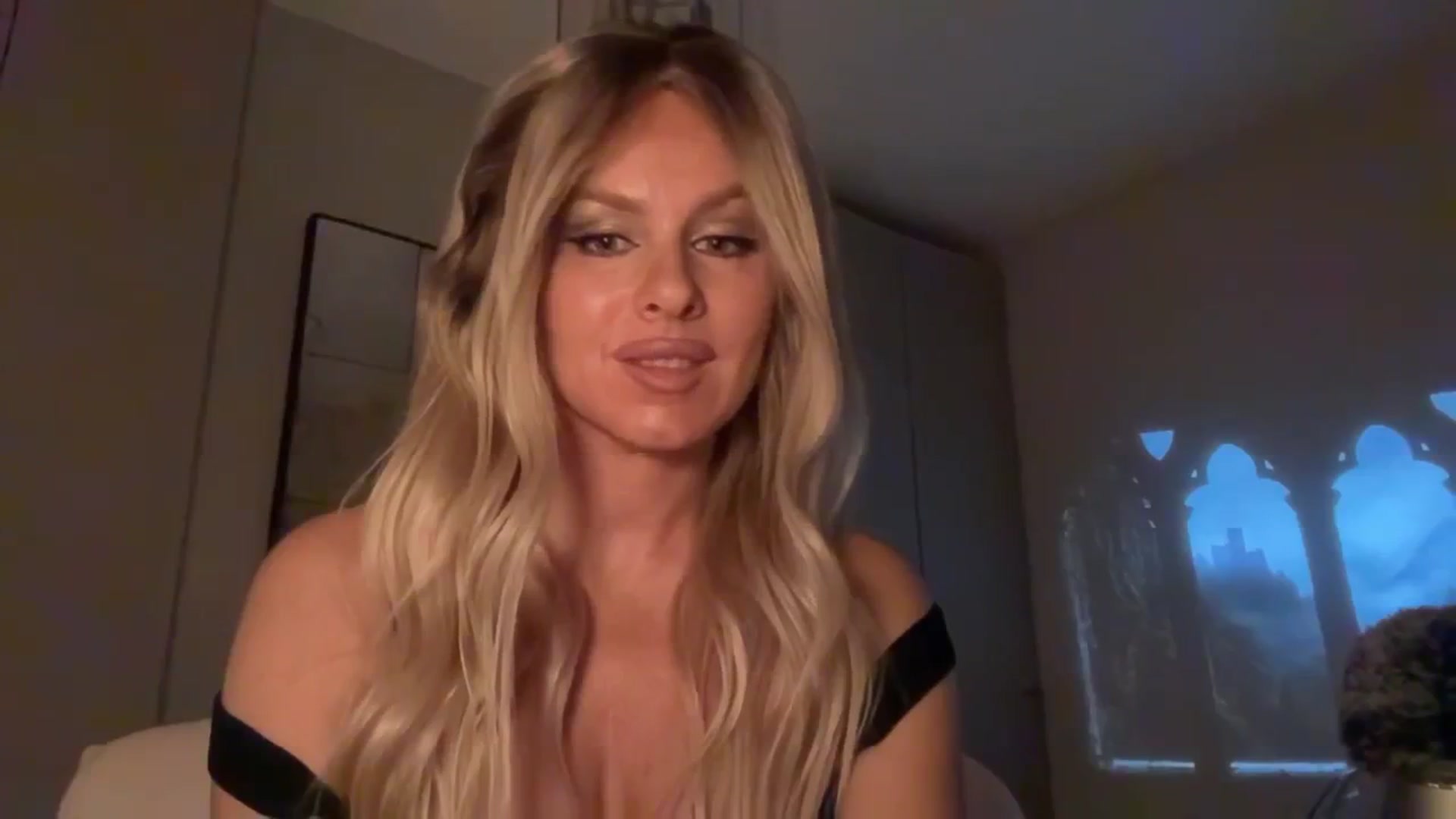 Gallery image thumbnail from TatiTate's myfreecams stream on, 10/27/2025, 23:18 image 17 of 20