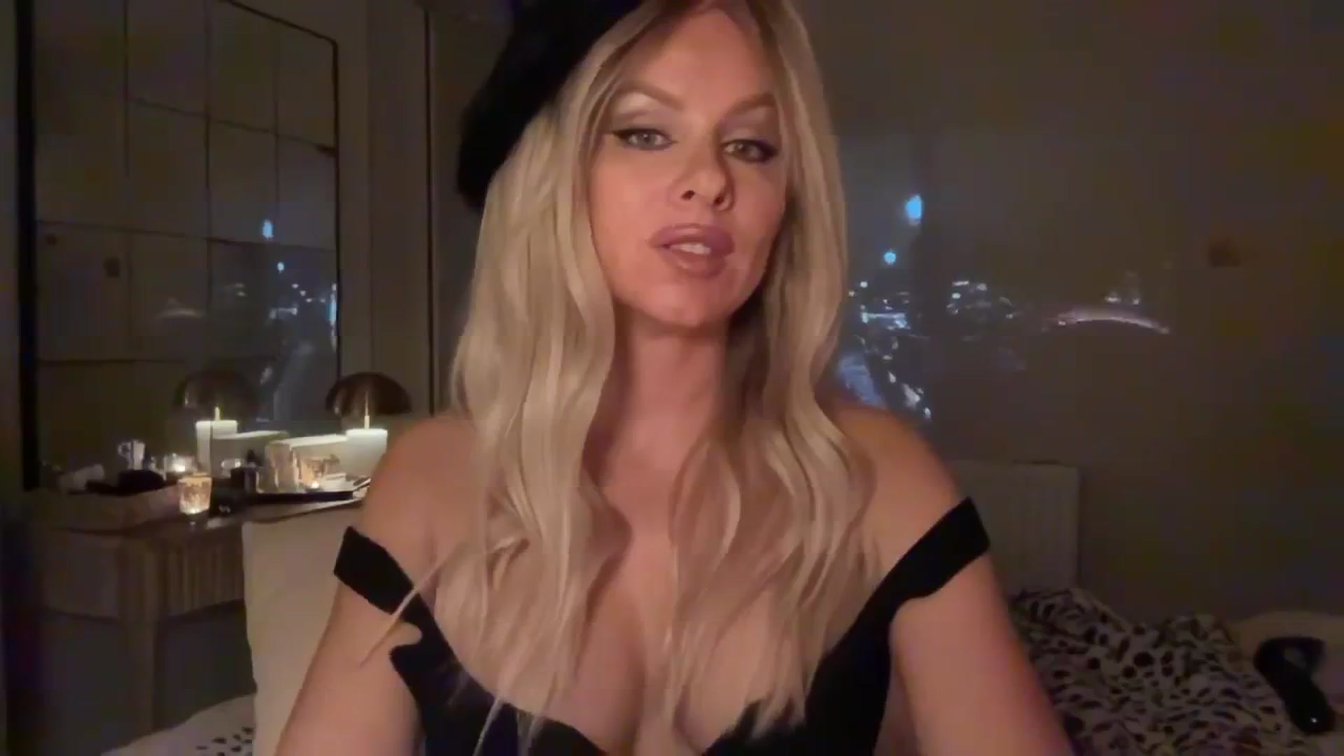 Gallery image thumbnail from TatiTate's myfreecams stream on, 10/27/2025, 23:42 image 2 of 20