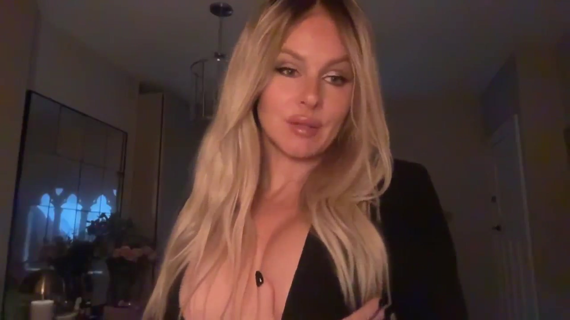 Gallery image thumbnail from TatiTate's myfreecams stream on, 11/07/2025, 22:47 image 7 of 20