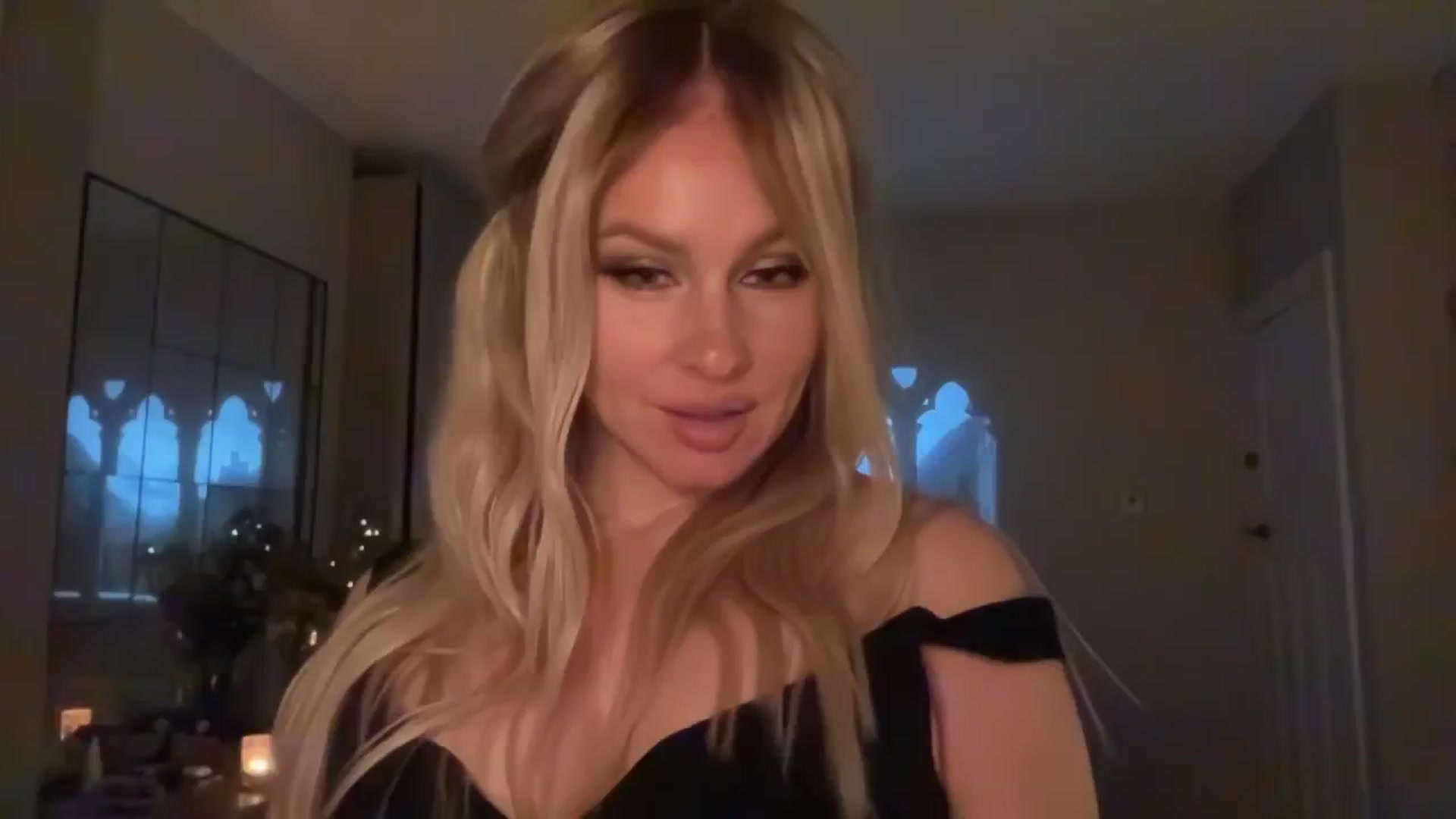 Gallery image thumbnail from TatiTate's myfreecams stream on, 11/23/2025, 22:00 image 17 of 20
