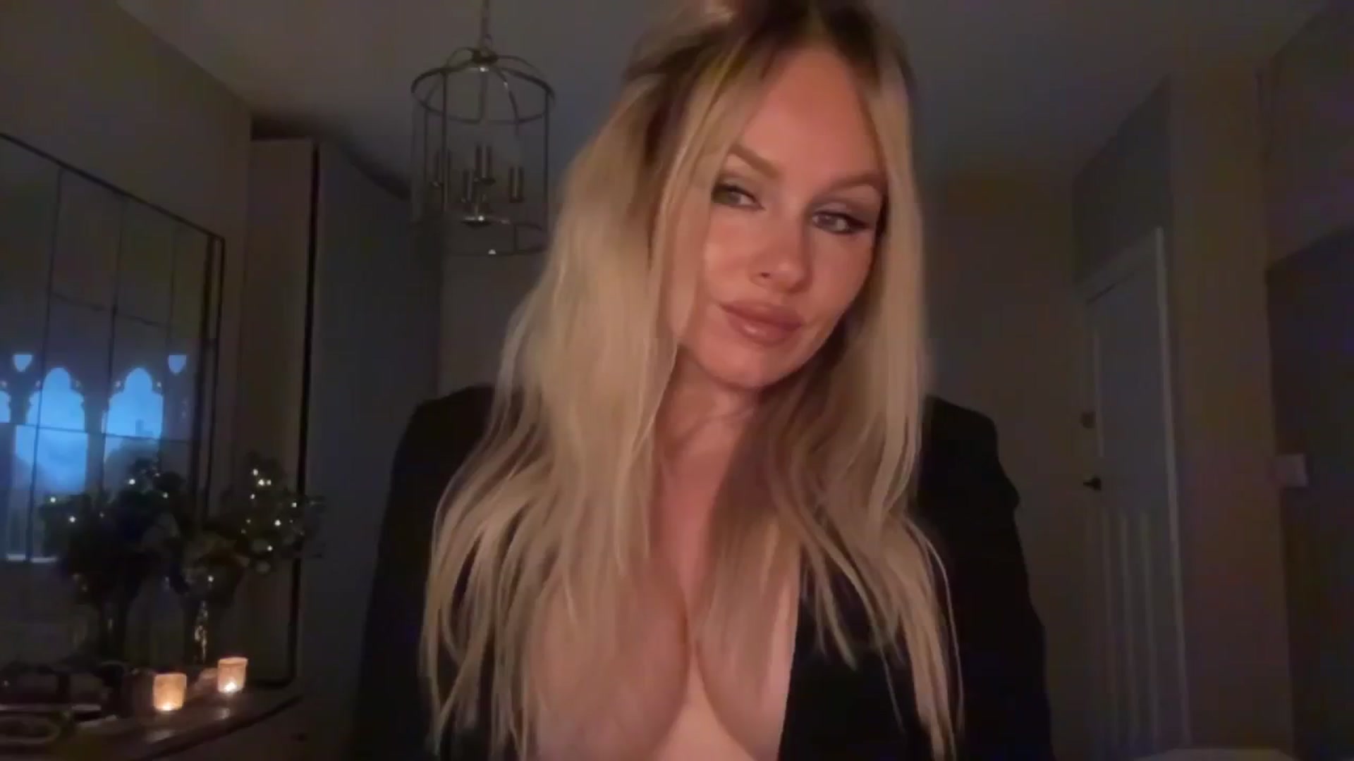 Gallery image thumbnail from TatiTate's myfreecams stream on, 11/25/2025, 08:31 image 6 of 20