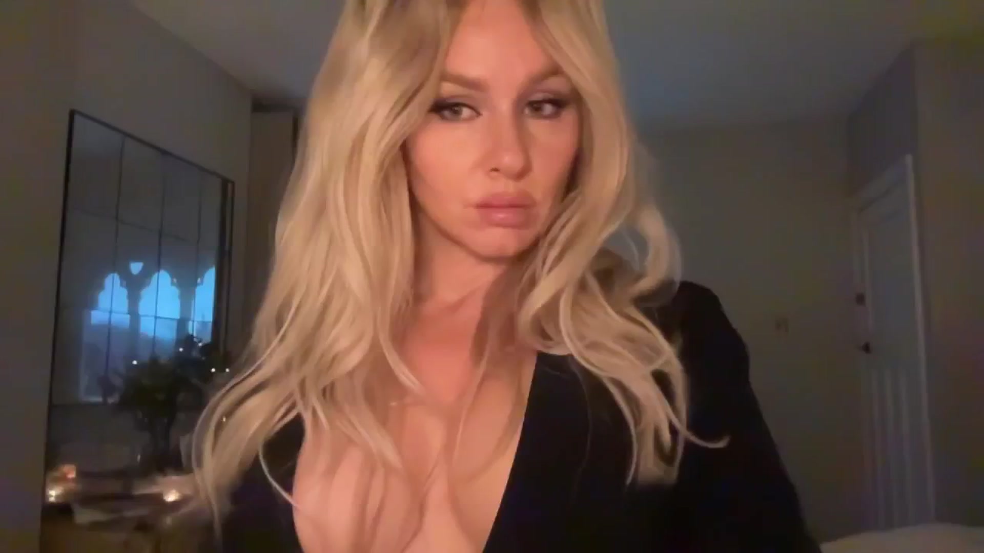 Gallery image thumbnail from TatiTate's myfreecams stream on, 11/27/2025, 20:58 image 4 of 20