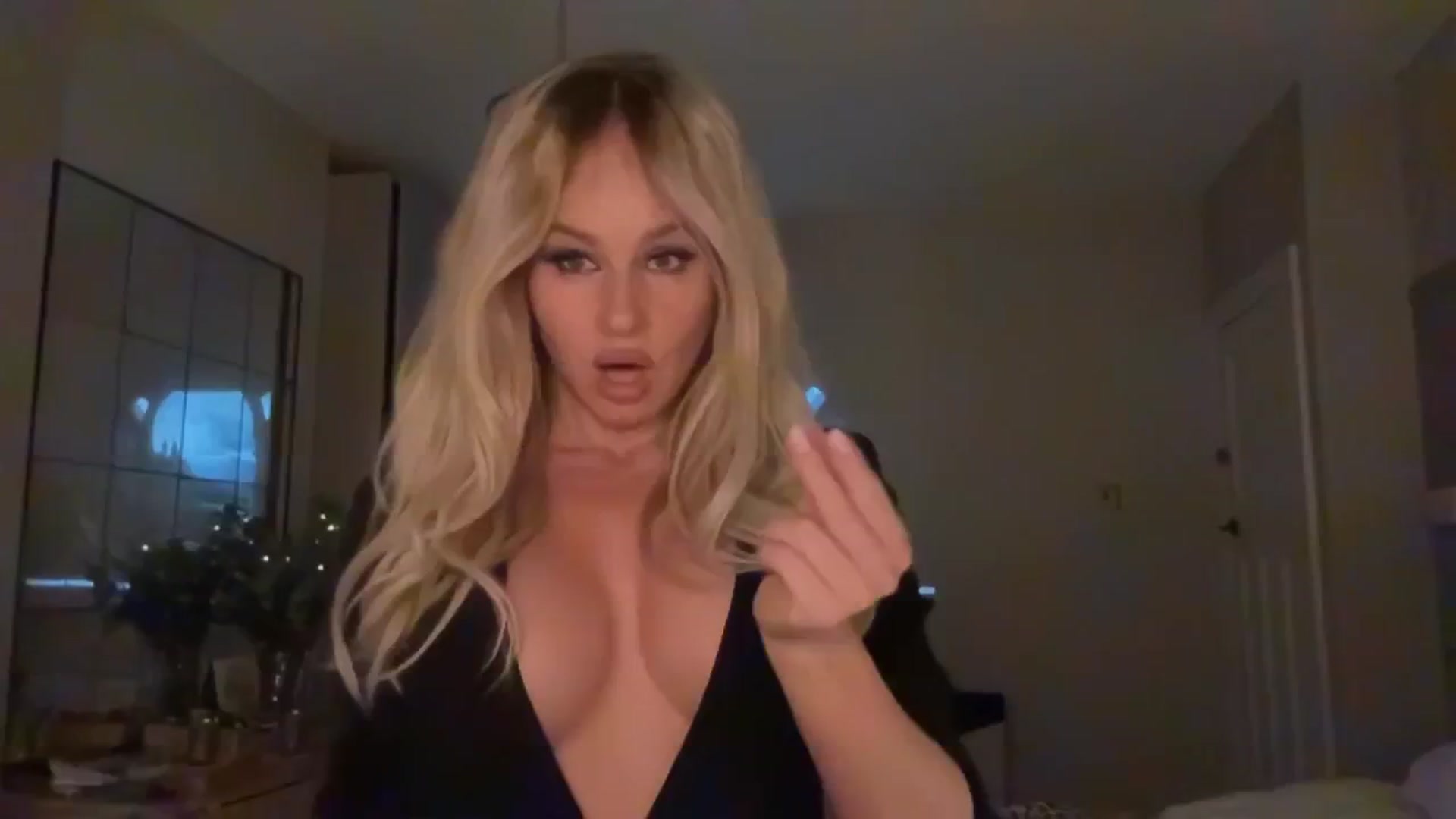Gallery image thumbnail from TatiTate's myfreecams stream on, 11/27/2025, 23:37 image 19 of 20