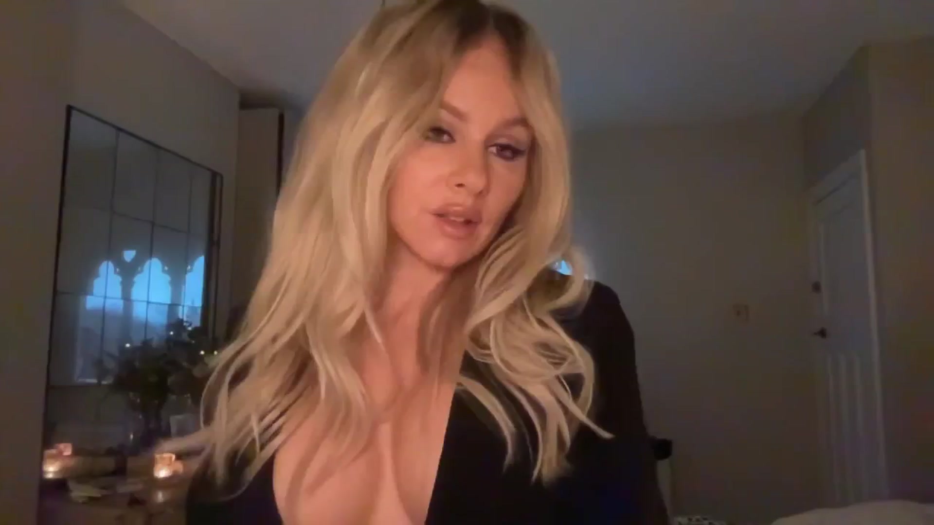 Gallery image thumbnail from TatiTate's myfreecams stream on, 11/28/2025, 13:49 image 12 of 20