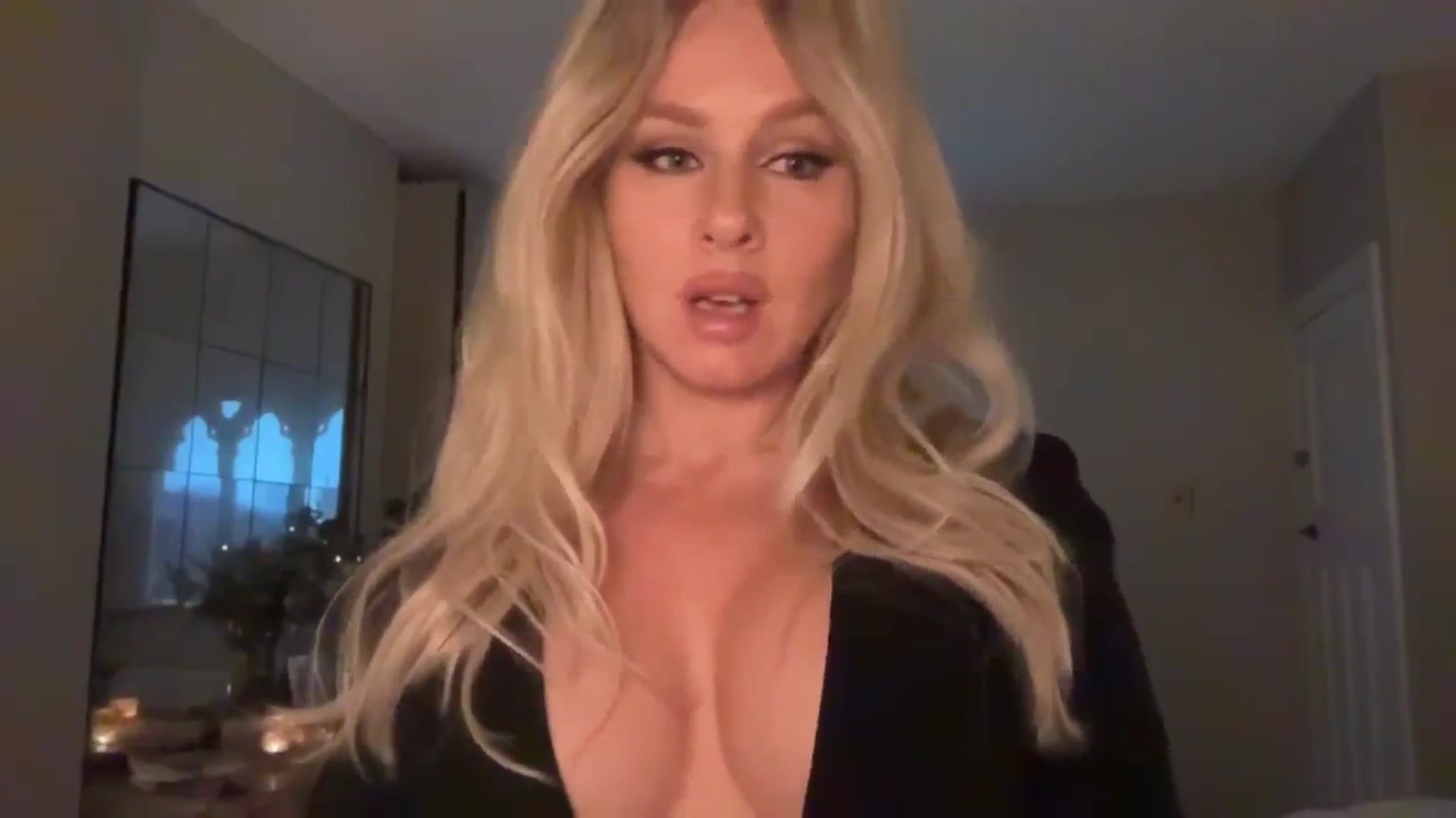 Gallery image thumbnail from TatiTate's myfreecams stream on, 11/29/2025, 19:12 image 10 of 20