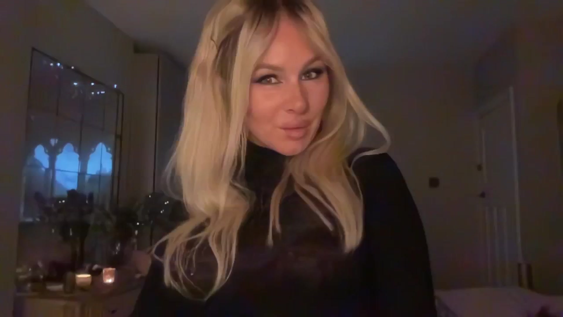 Gallery image thumbnail from TatiTate's myfreecams stream on, 12/22/2025, 21:31 image 19 of 20