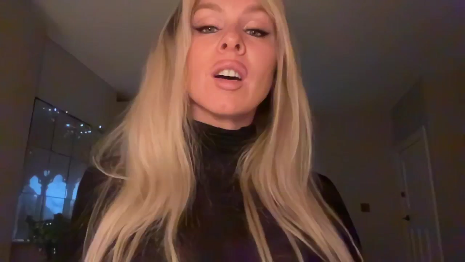 Gallery image thumbnail from TatiTate's myfreecams stream on, 12/22/2025, 21:55 image 9 of 20